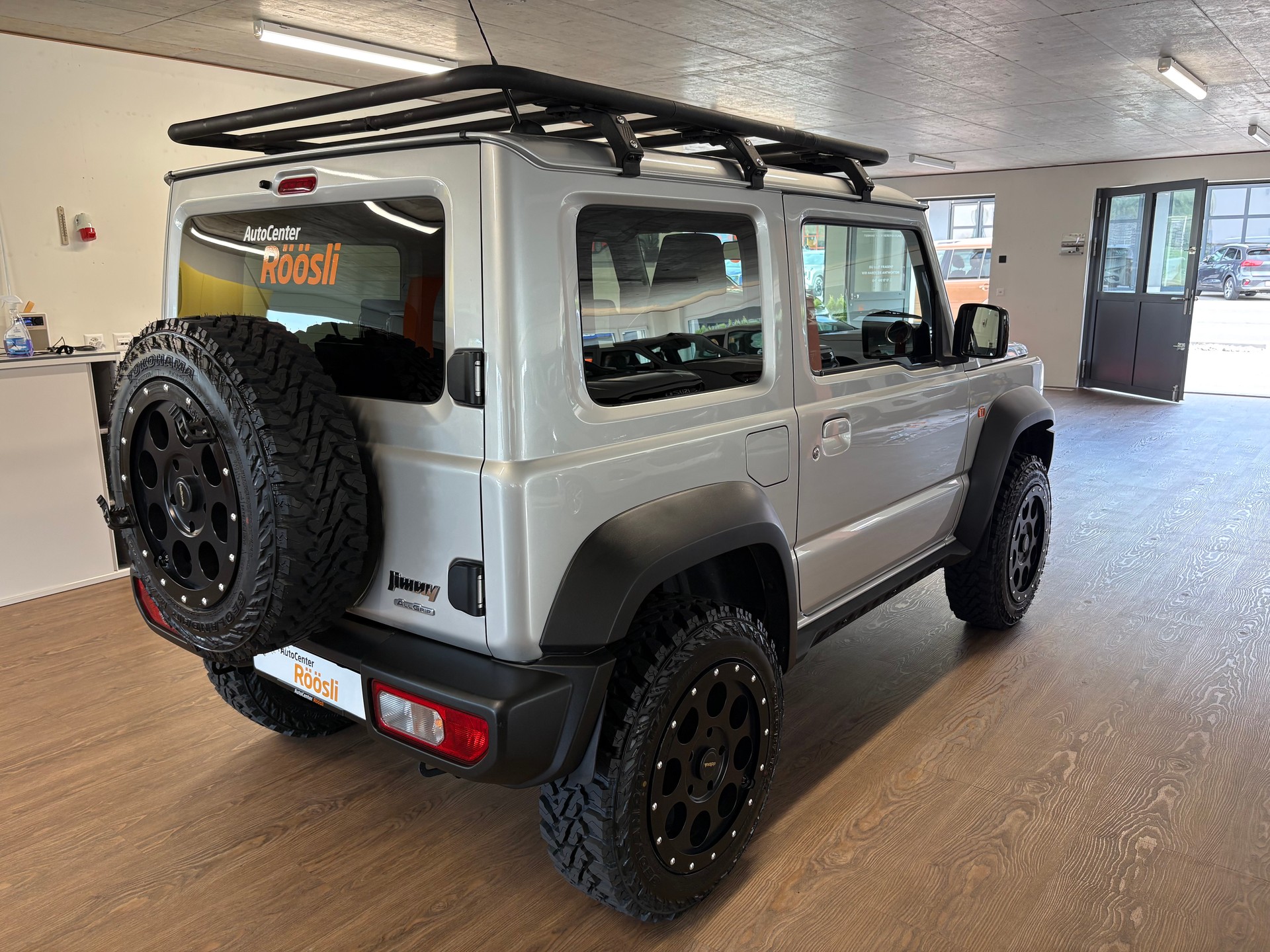 SUZUKI Jimny 1.5 Compact Top 4x4 AVUS-Edition-image-4