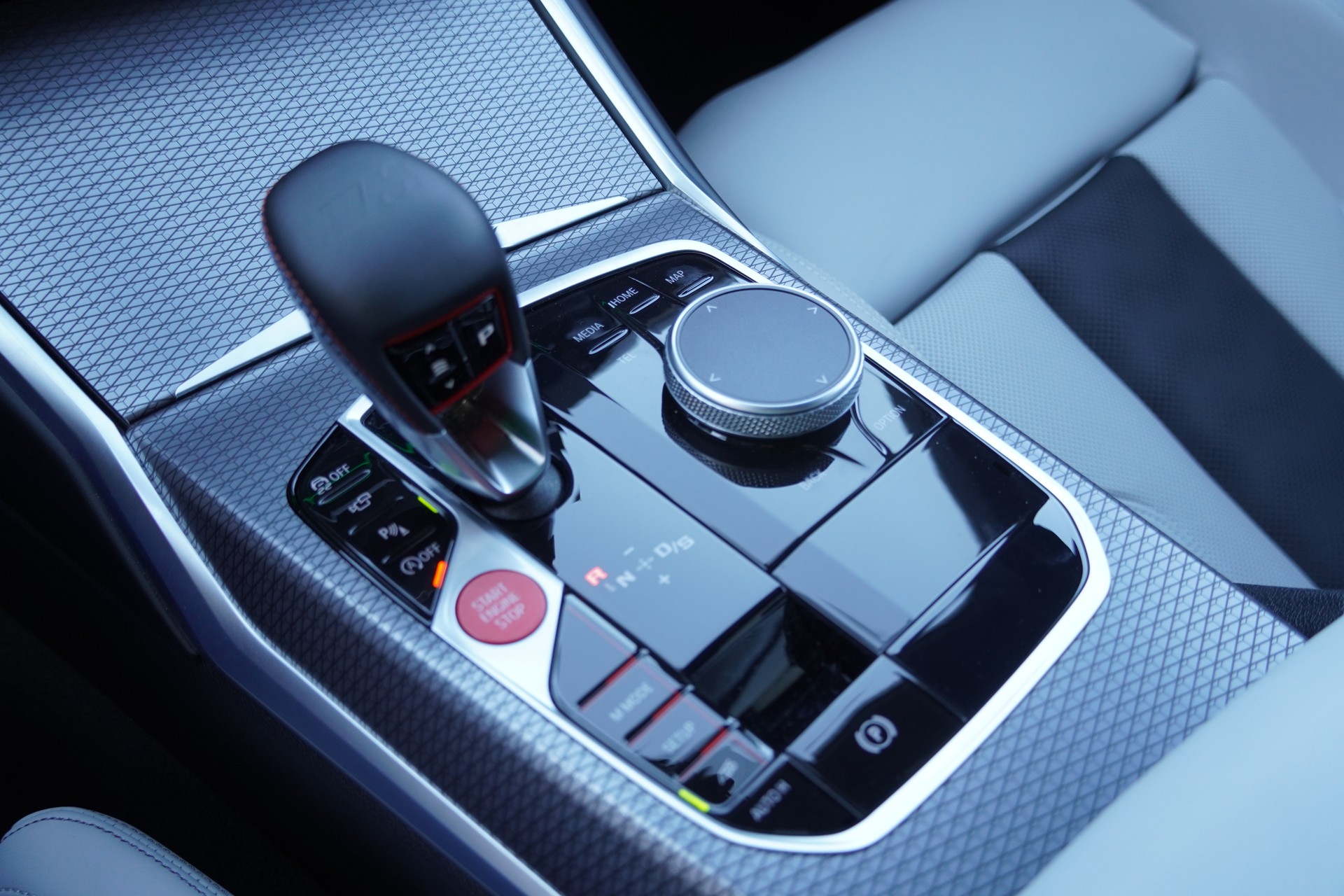 BMW M3 Touring xDrive Competition M-image-12