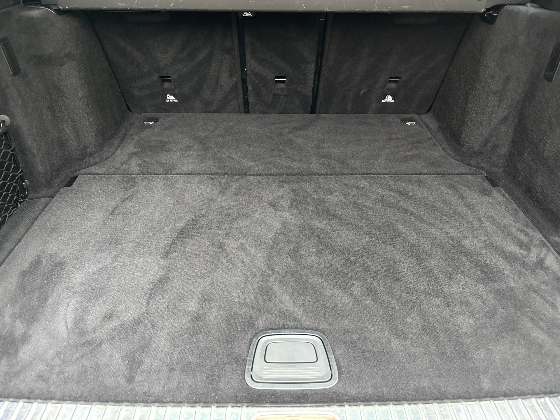MERCEDES-BENZ C 220 d Swiss Star Exclusive 4Matic 9G-Tronic-image-9
