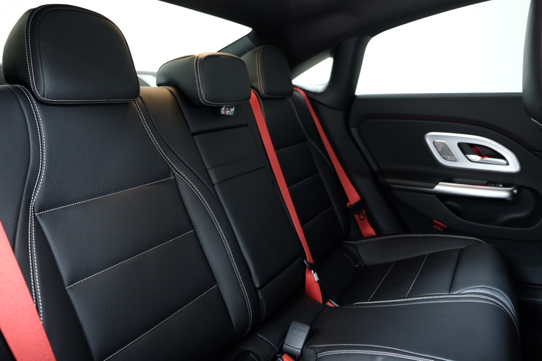 MERCEDES-BENZ CLA 350 AMG Line 4matic C174 C174-image-10