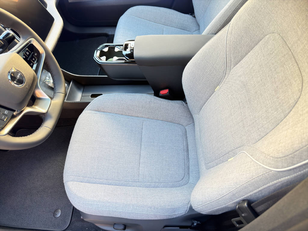 VOLVO EX 30 P8 Ultra AWD-image-15