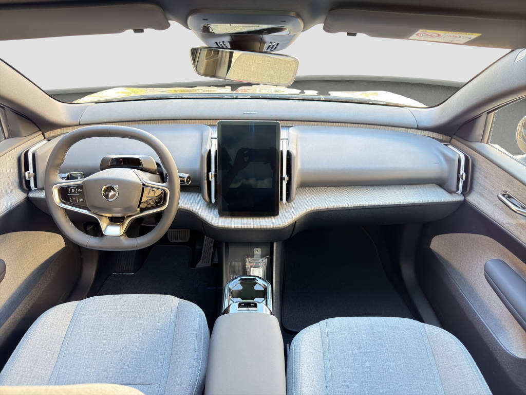 VOLVO EX 30 P8 Ultra AWD-image-10
