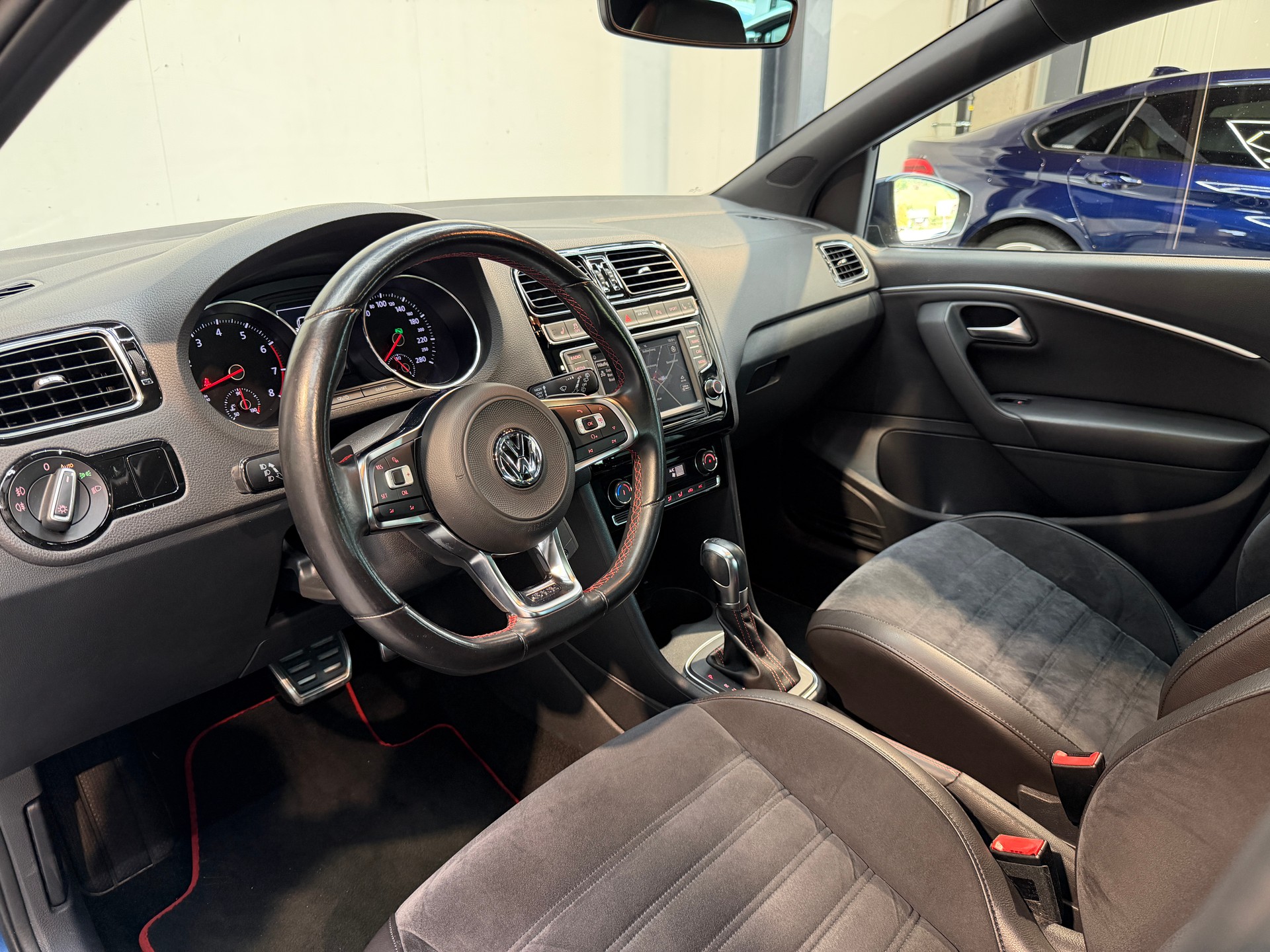 VW Polo 1.8 TSI GTI DSG-image-8