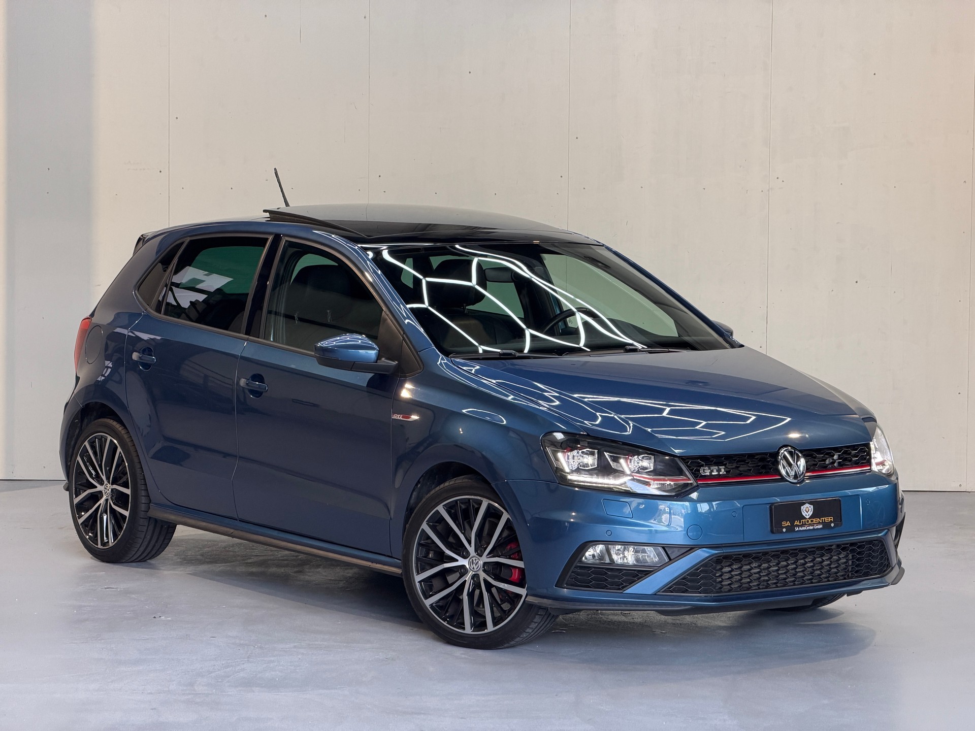 VW Polo 1.8 TSI GTI DSG-image-1