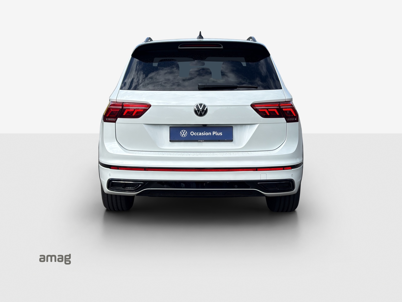 VW Tiguan 2.0TSI R-Line 4Motion DSG-image-3