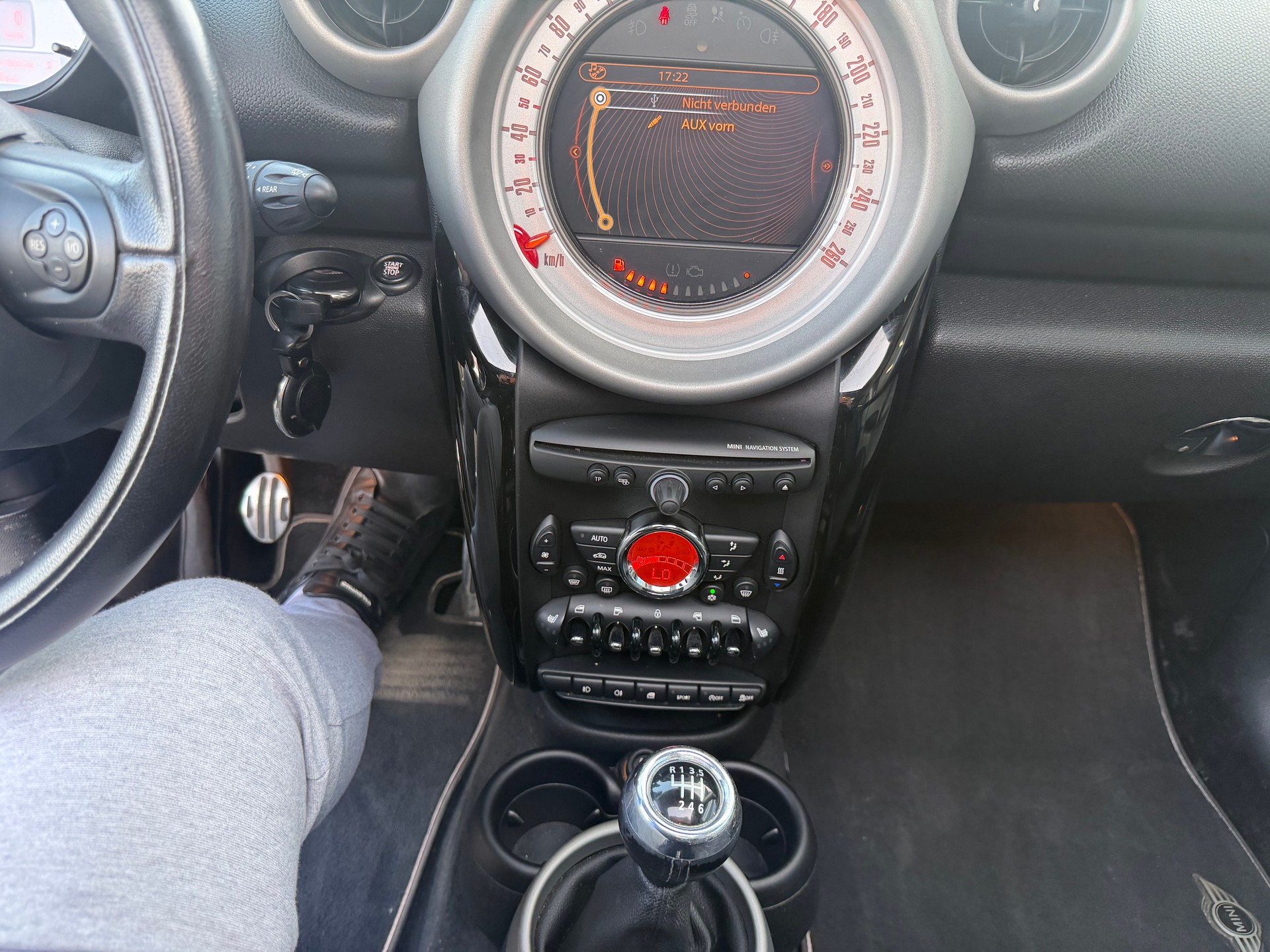 MINI Countryman Cooper S ALL4-image-14