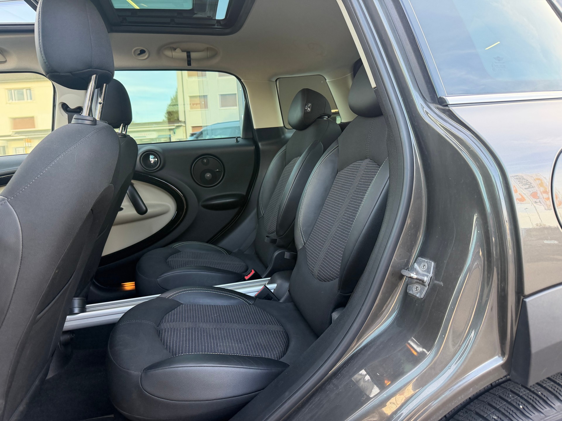 MINI Countryman Cooper S ALL4-image-8