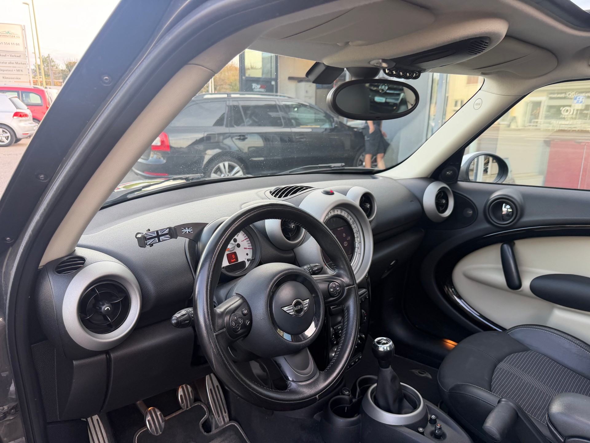 MINI Countryman Cooper S ALL4-image-11