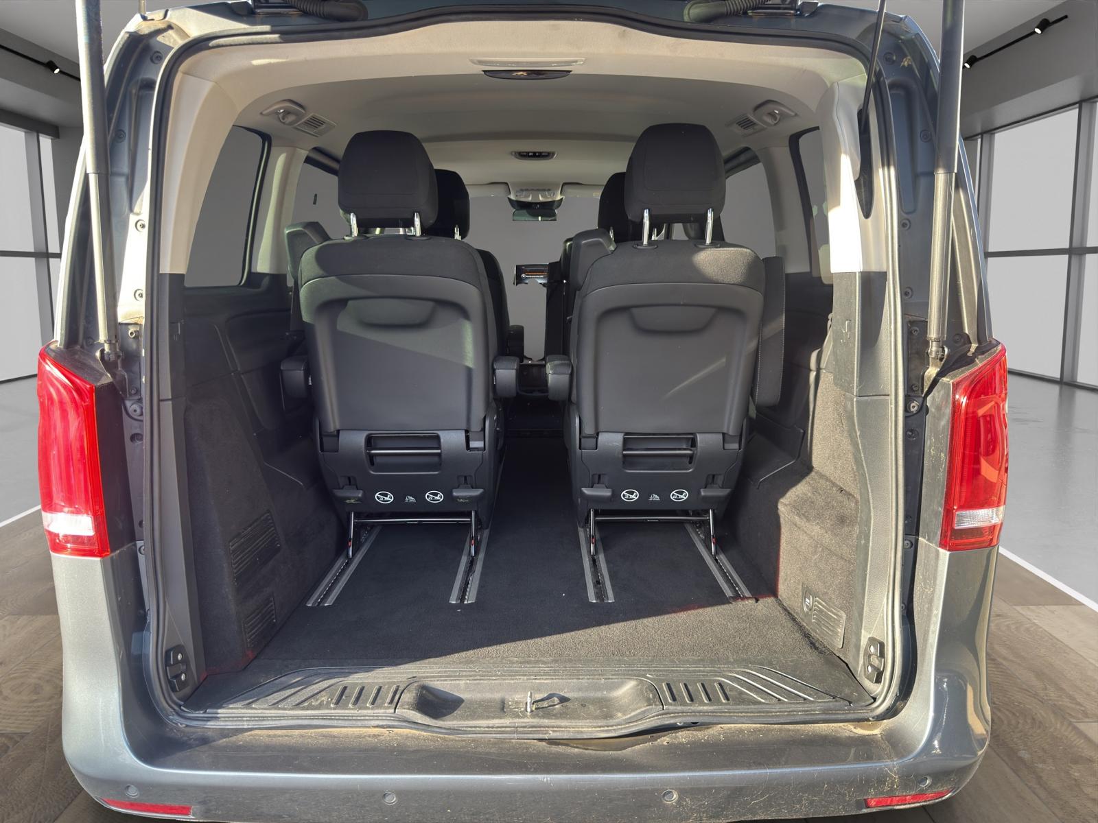 MERCEDES-BENZ V 250 d lang 4Matic 7G-Tronic-image-11