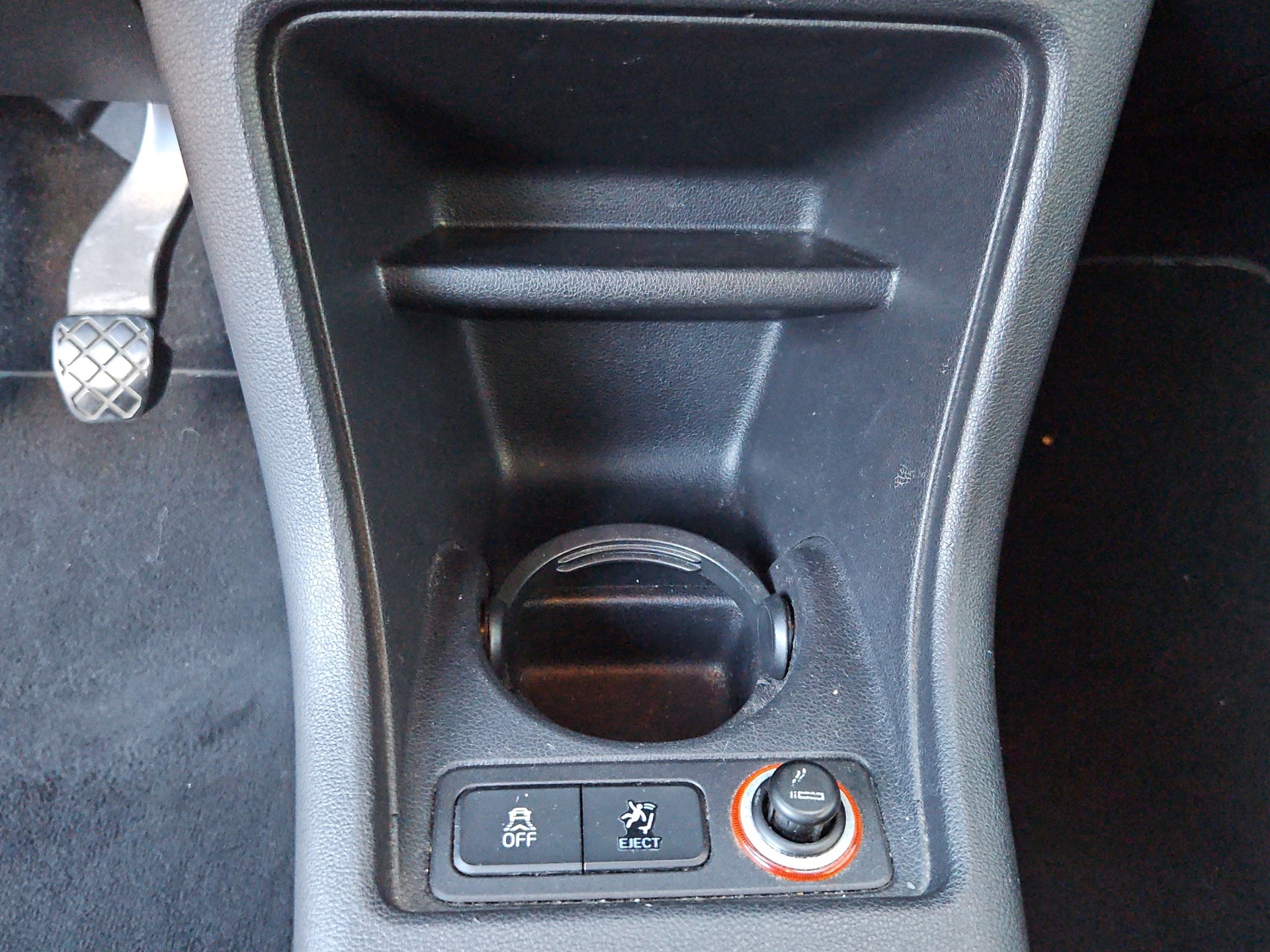 VW Up 1.0 black up-image-14