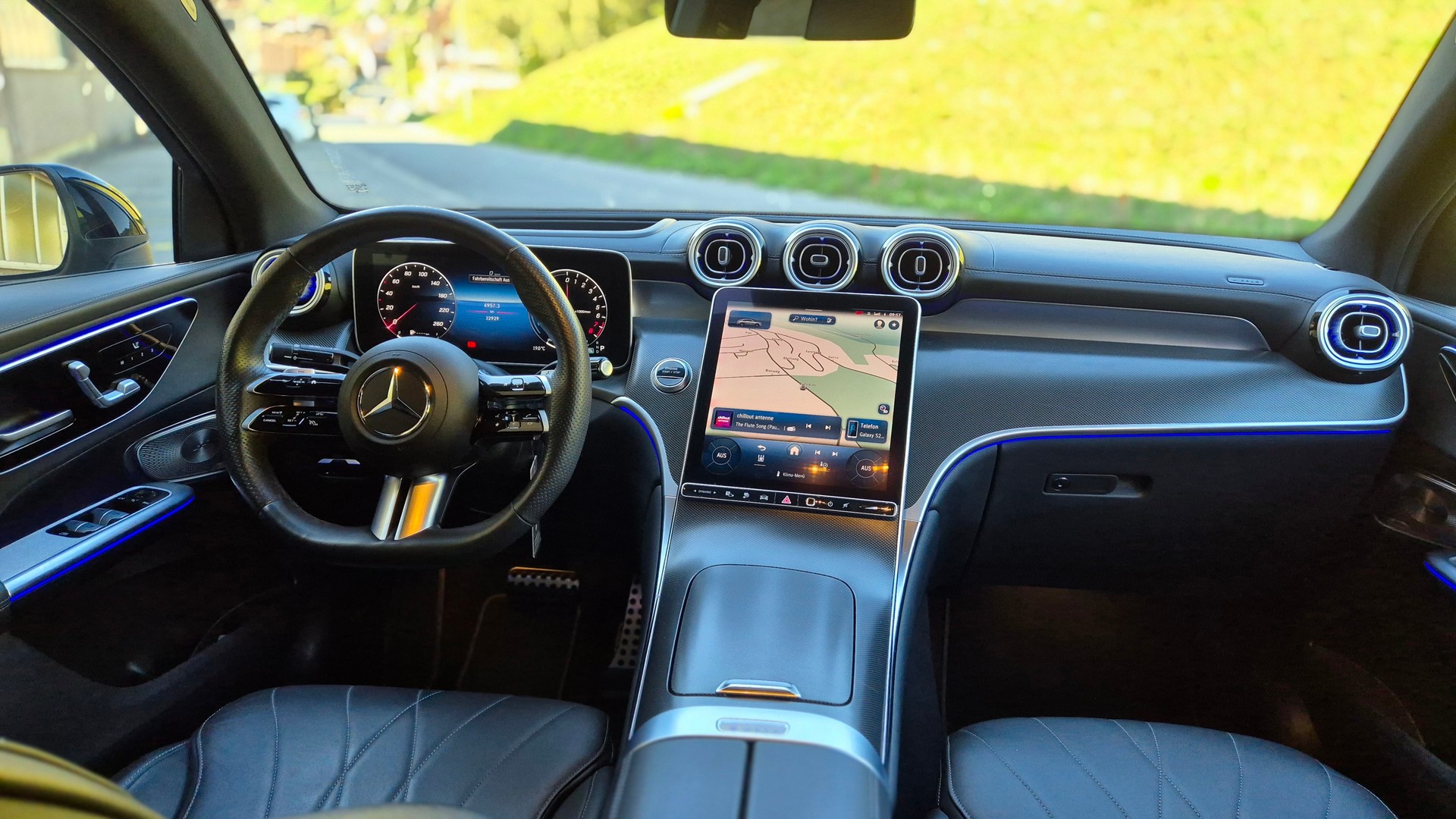 MERCEDES-BENZ GLC 400 e AMG Line 4matic coupe-image-5