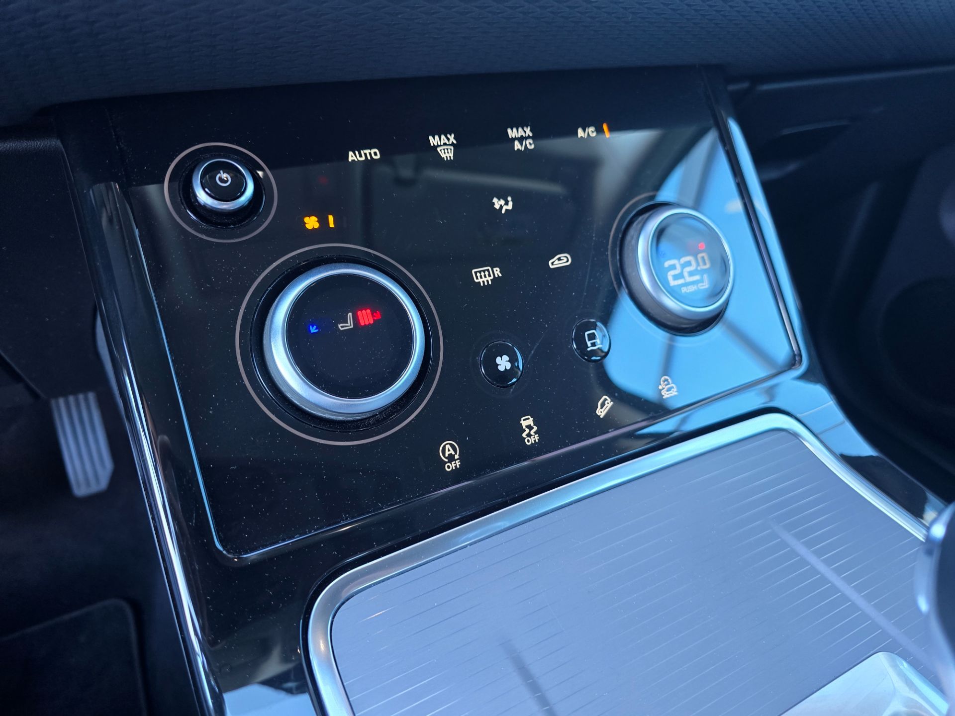 LAND ROVER Range Rover Evoque P 200 MHEV AT9-image-15