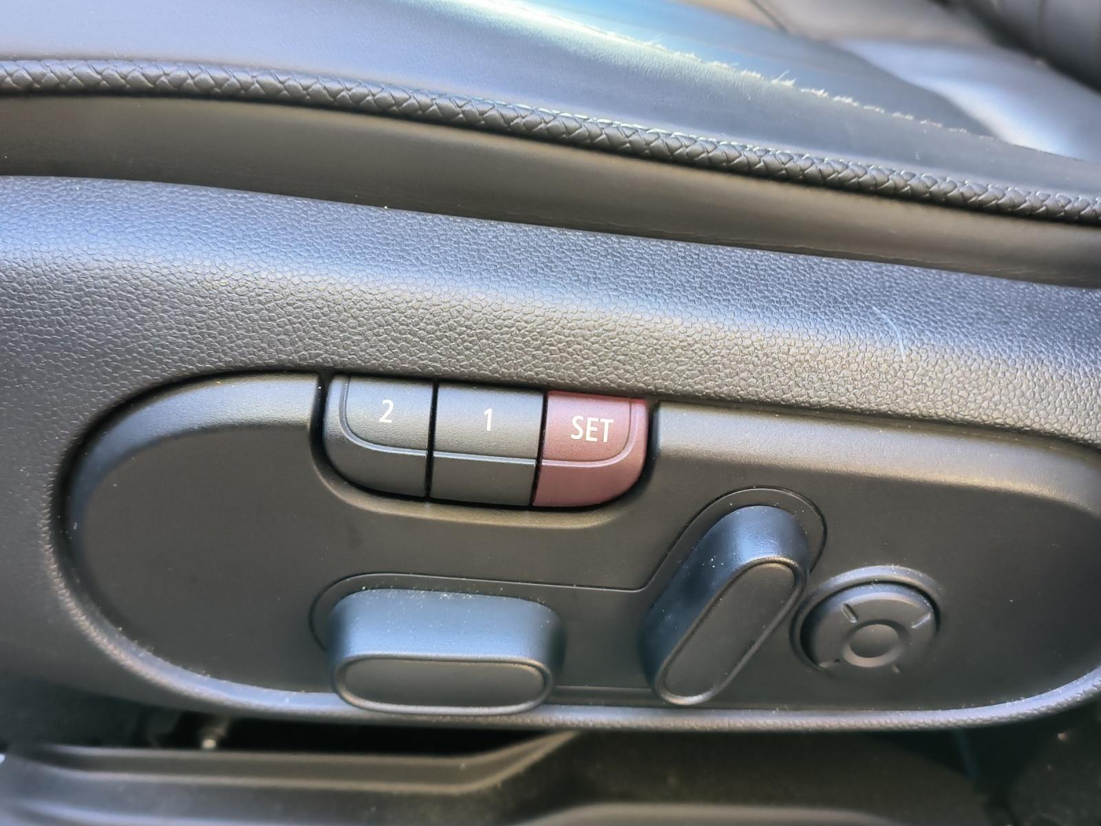 MINI Countryman F60 2.0i Cooper S SAG ALL4-image-22