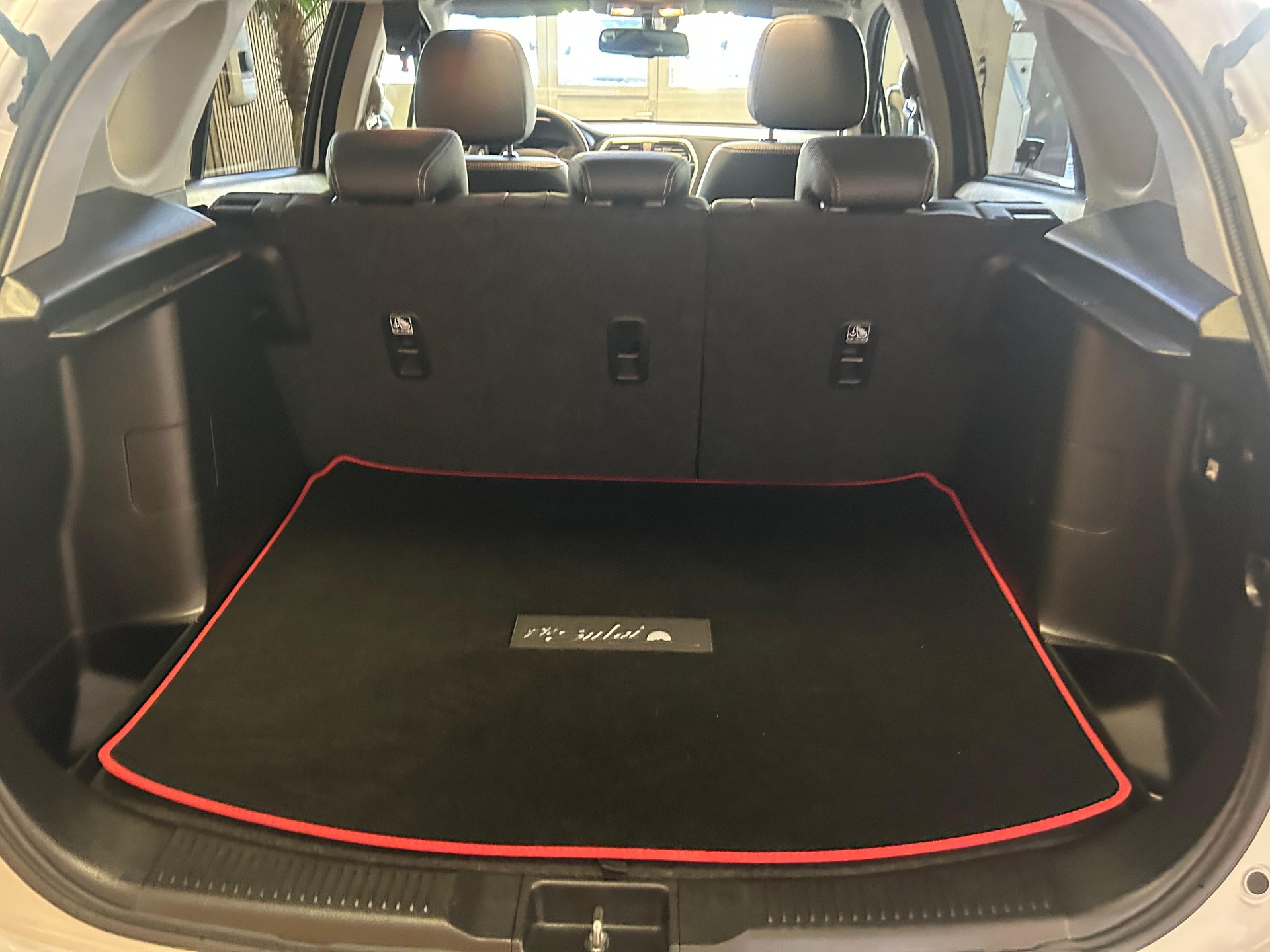 SUZUKI SX4 S-Cross 1.4 T Piz Sulai Top Hybrid 4x4-image-17