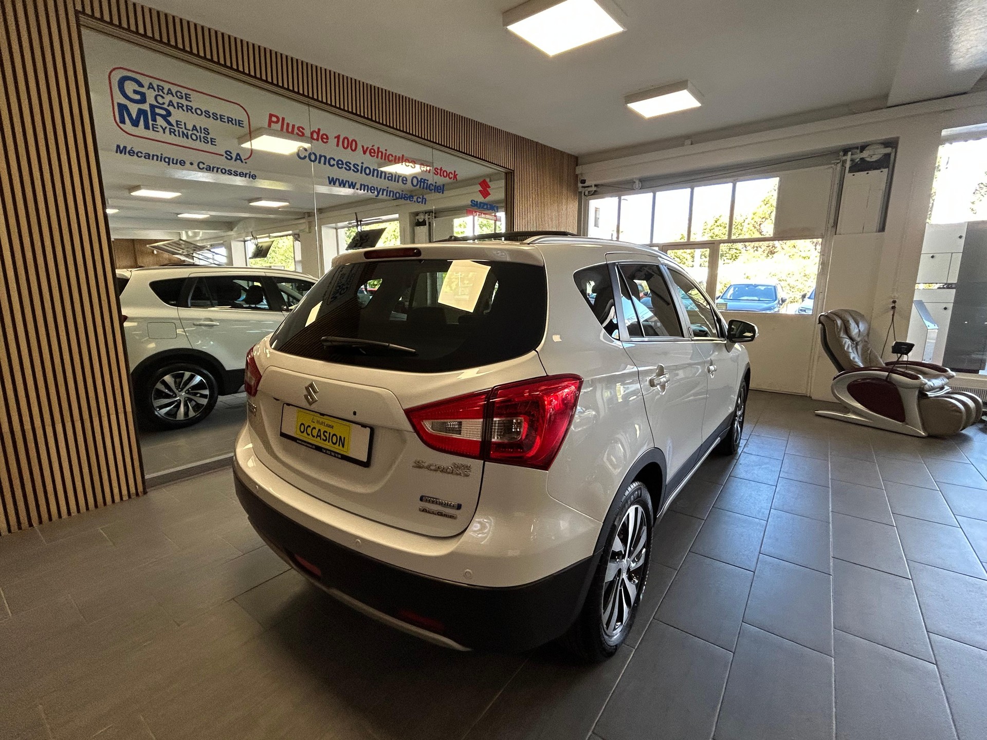 SUZUKI SX4 S-Cross 1.4 T Piz Sulai Top Hybrid 4x4-image-7