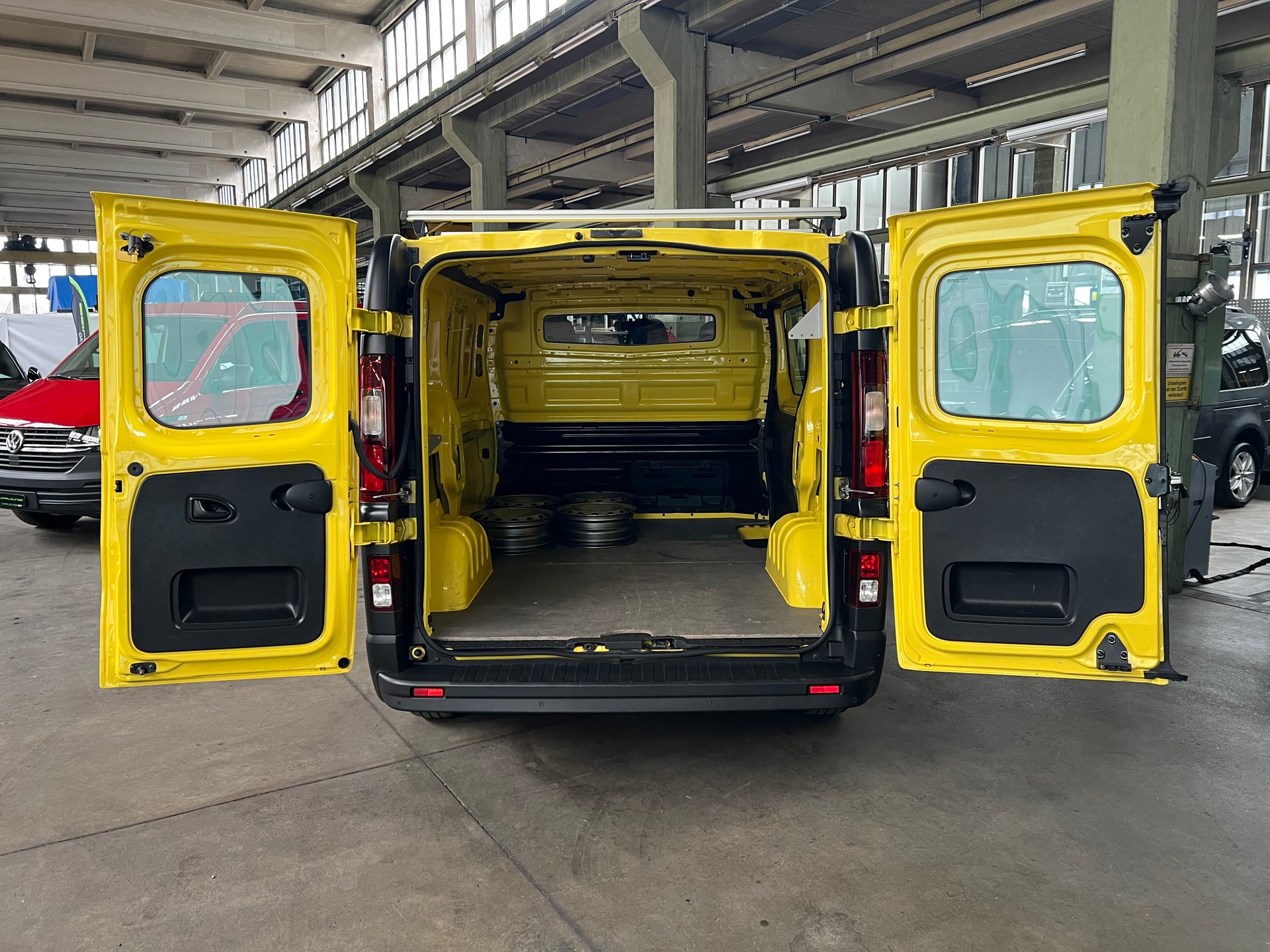 OPEL Vivaro 1.6 BiTurbo CDTI ecoFLEX 2.9t L1H1-image-1