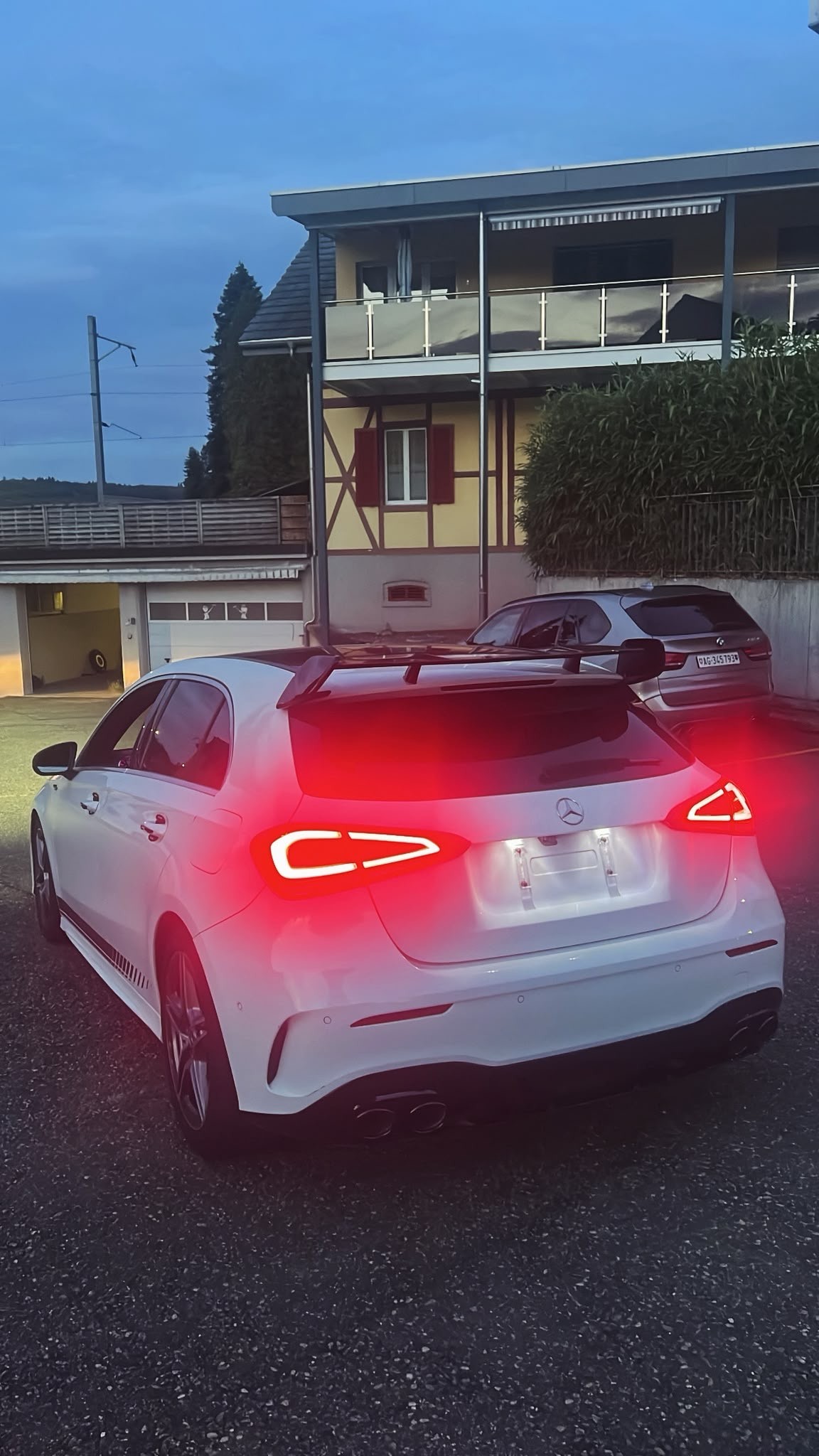 MERCEDES-BENZ A 200 AMG Line-image-6