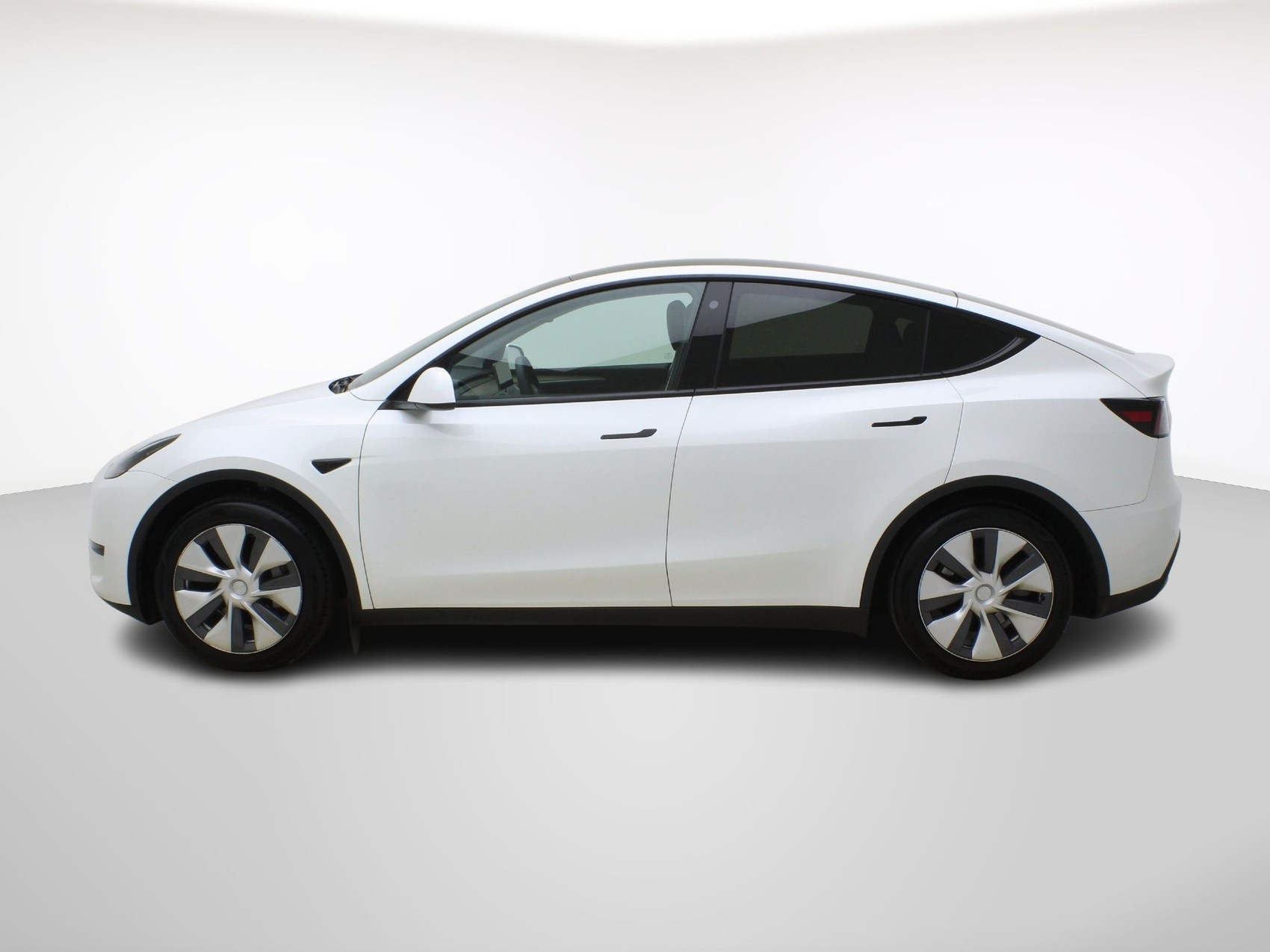 TESLA Model Y Long Range RWD-image-2