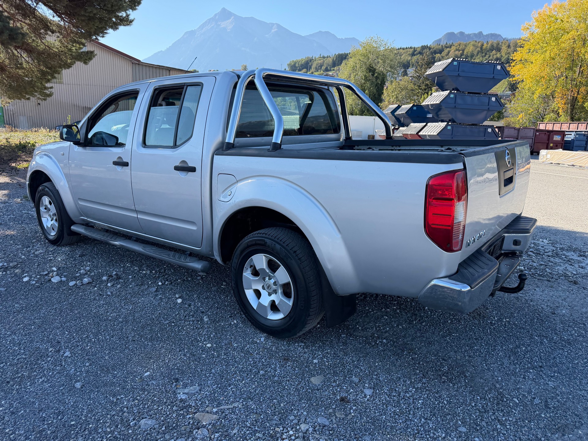 NISSAN Navara Double Cab SE 2.5 dCi 4WD-image-3