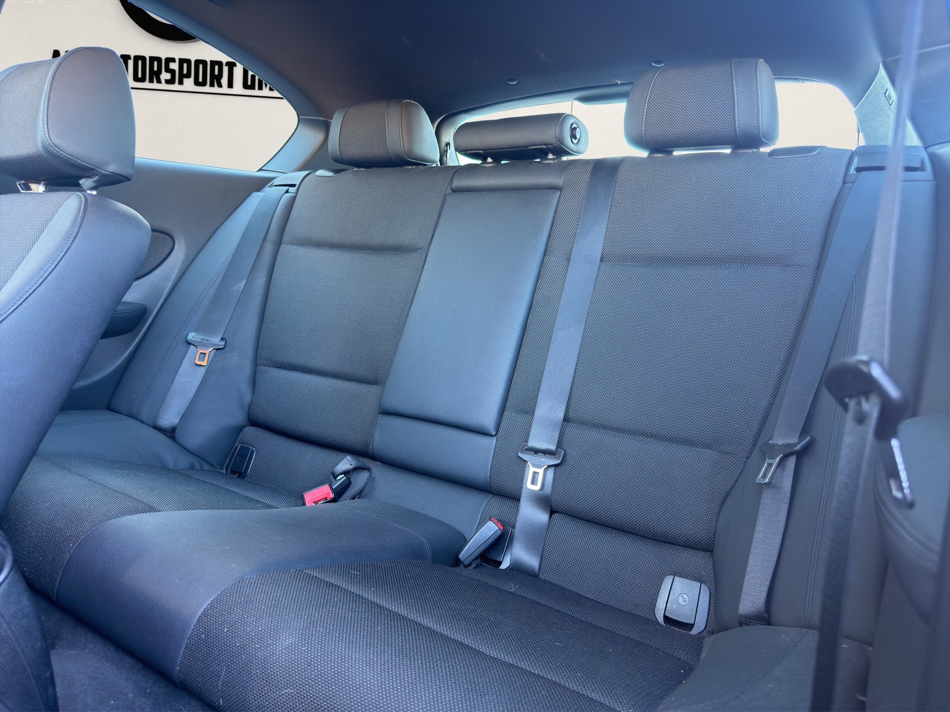 BMW 120i-image-11