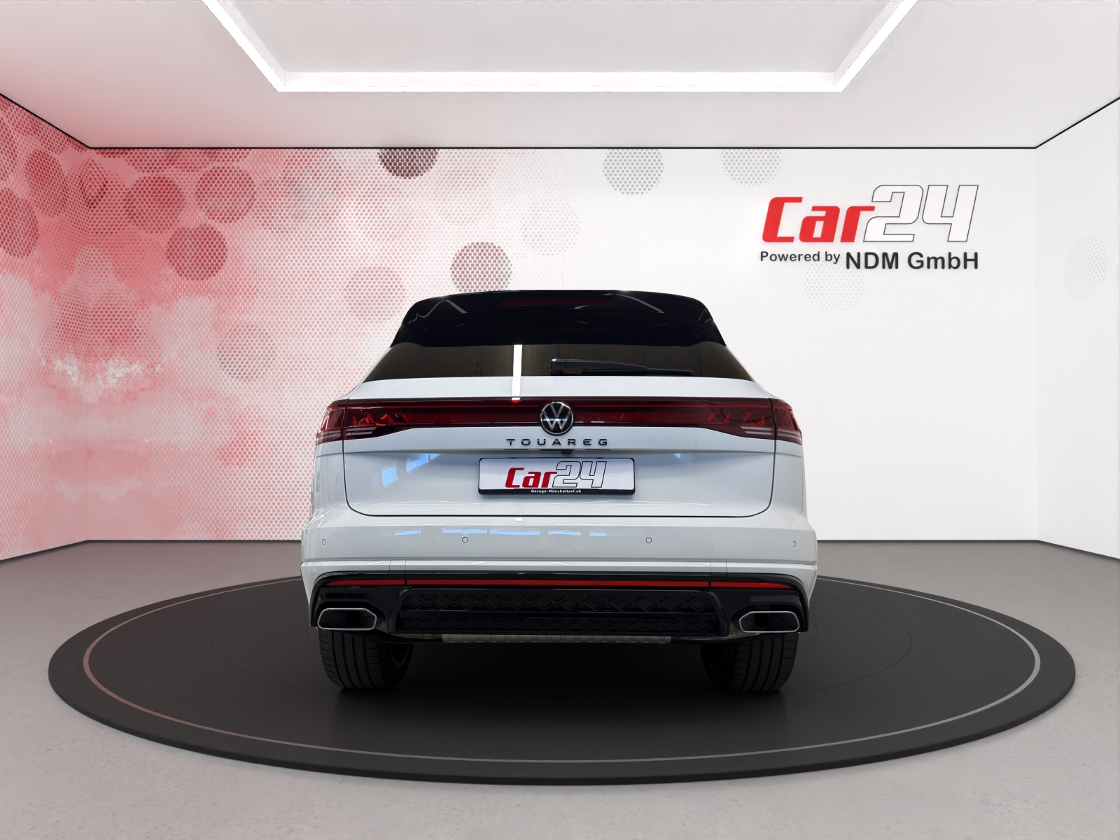 VW Touareg 3.0 TDI Black R-Line Tiptronic-image-5