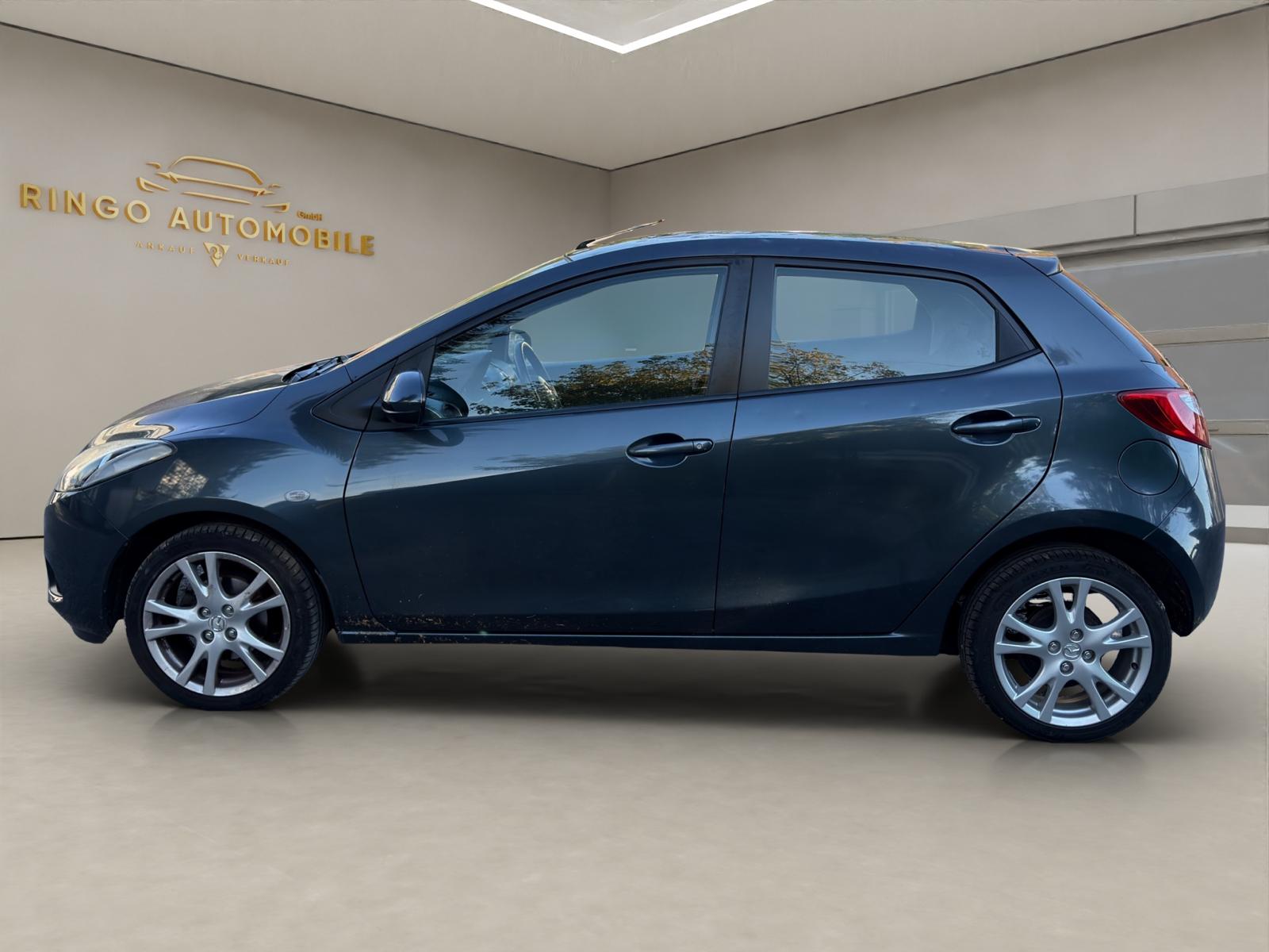 MAZDA 2 1.3i 16V Exclusive-image-2