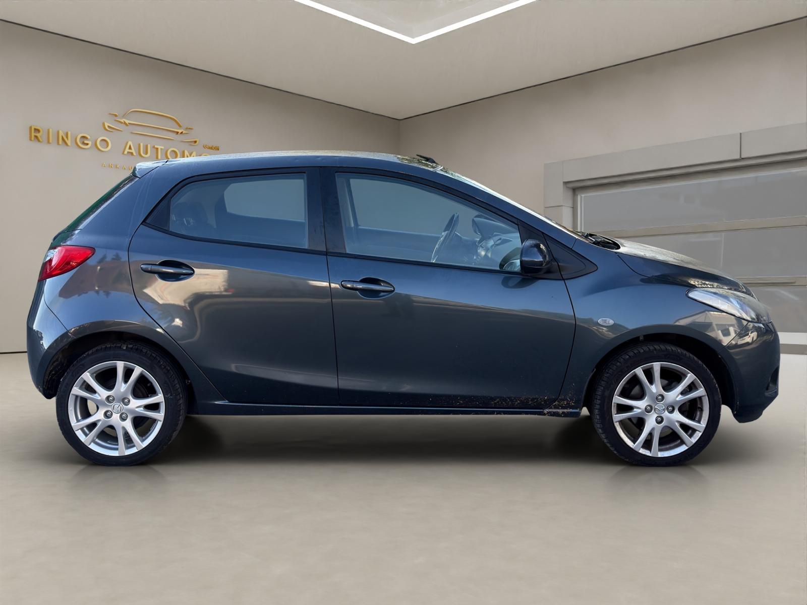 MAZDA 2 1.3i 16V Exclusive-image-6