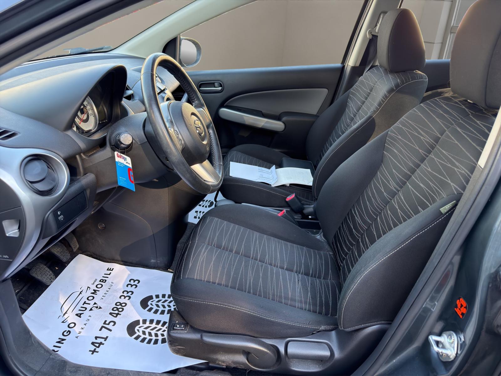 MAZDA 2 1.3i 16V Exclusive-image-7