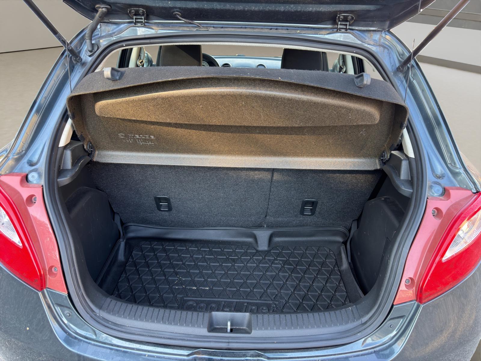MAZDA 2 1.3i 16V Exclusive-image-13