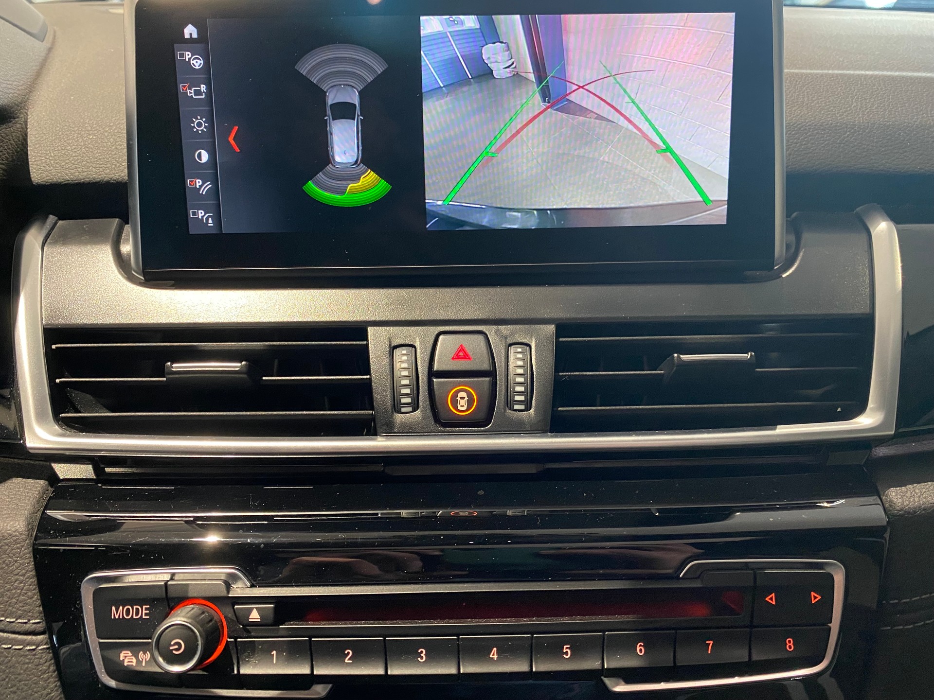 BMW 225xe ActiveTourer Sport-image-9