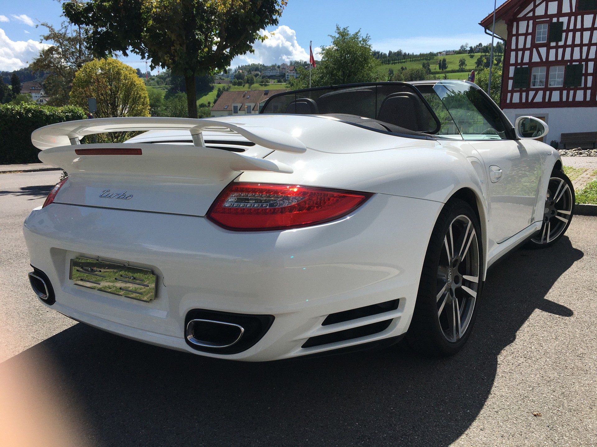 PORSCHE 3.8 Turbo-image-3
