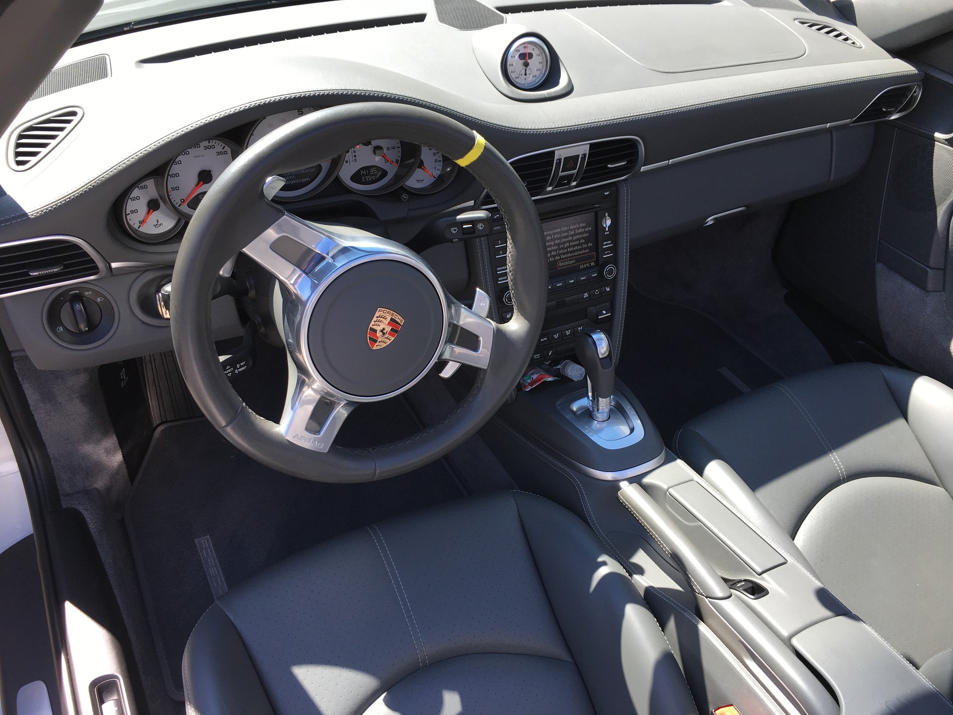 PORSCHE 3.8 Turbo-image-5