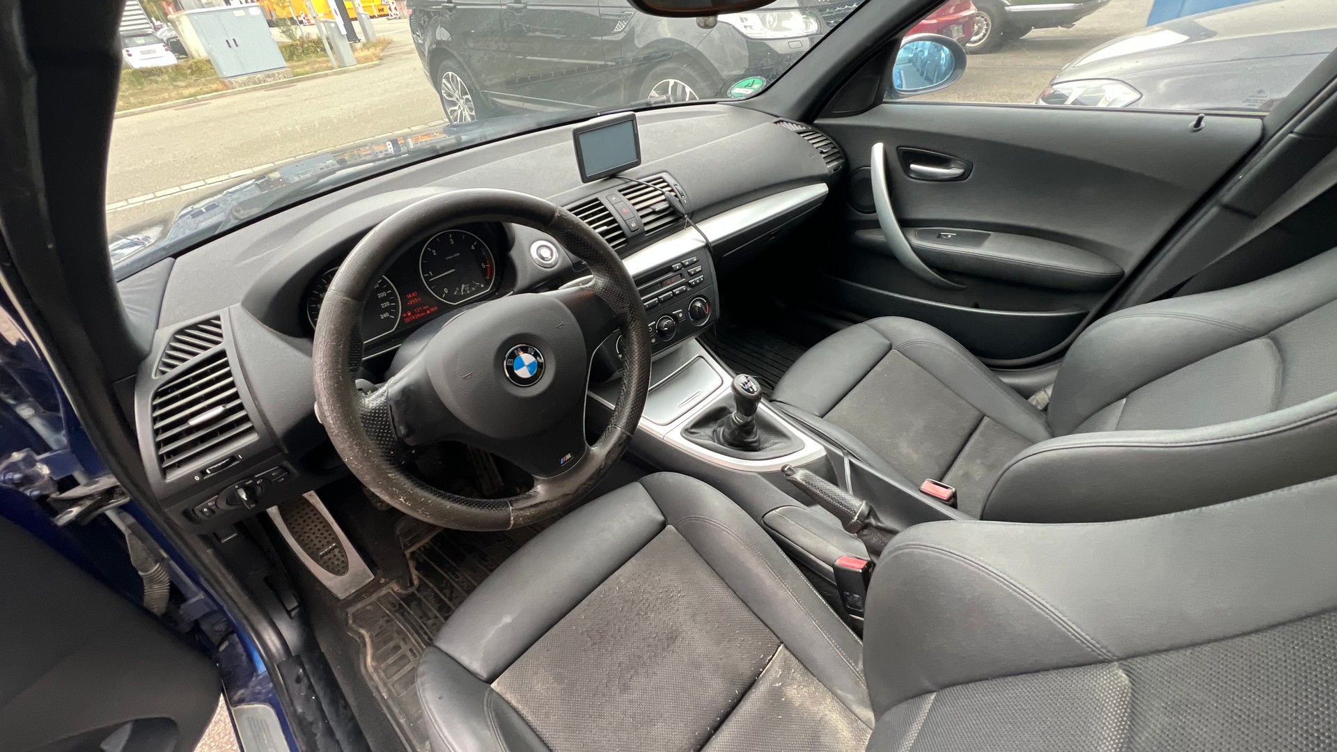 BMW 118d-image-9