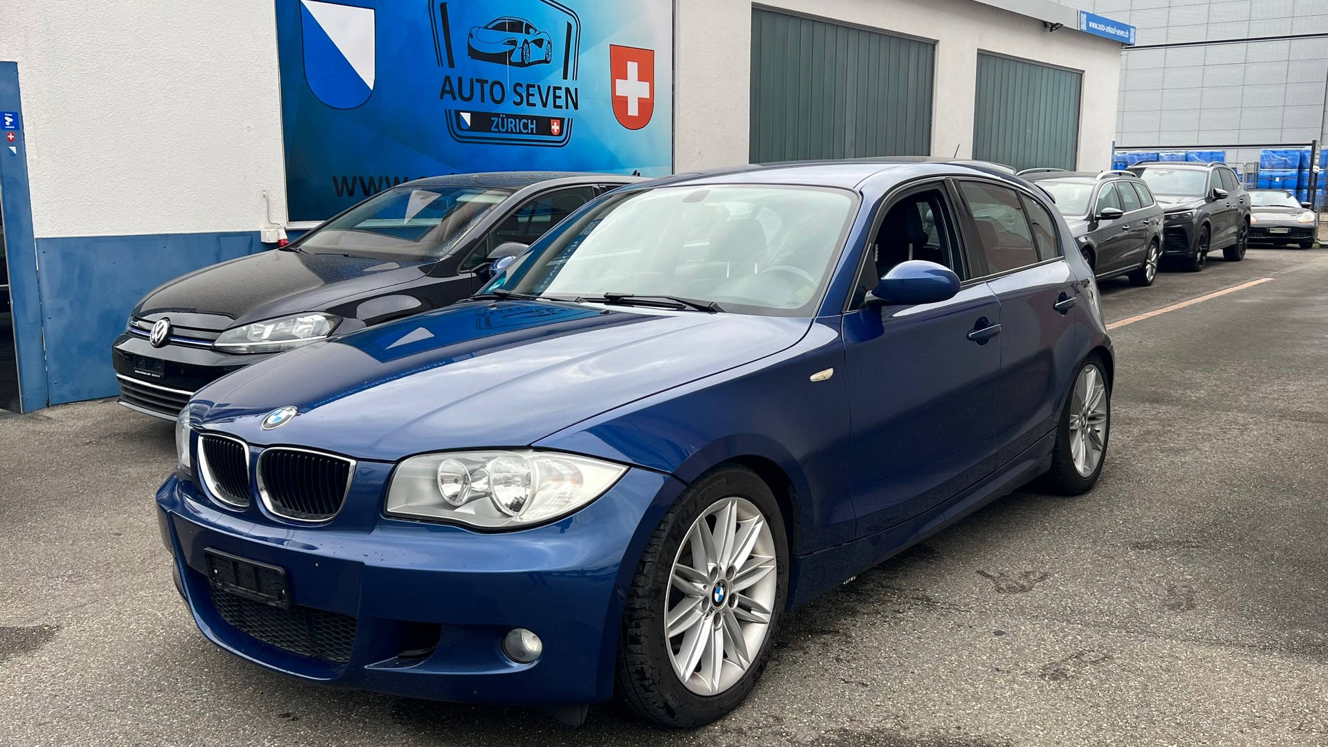 BMW 118d-image-0