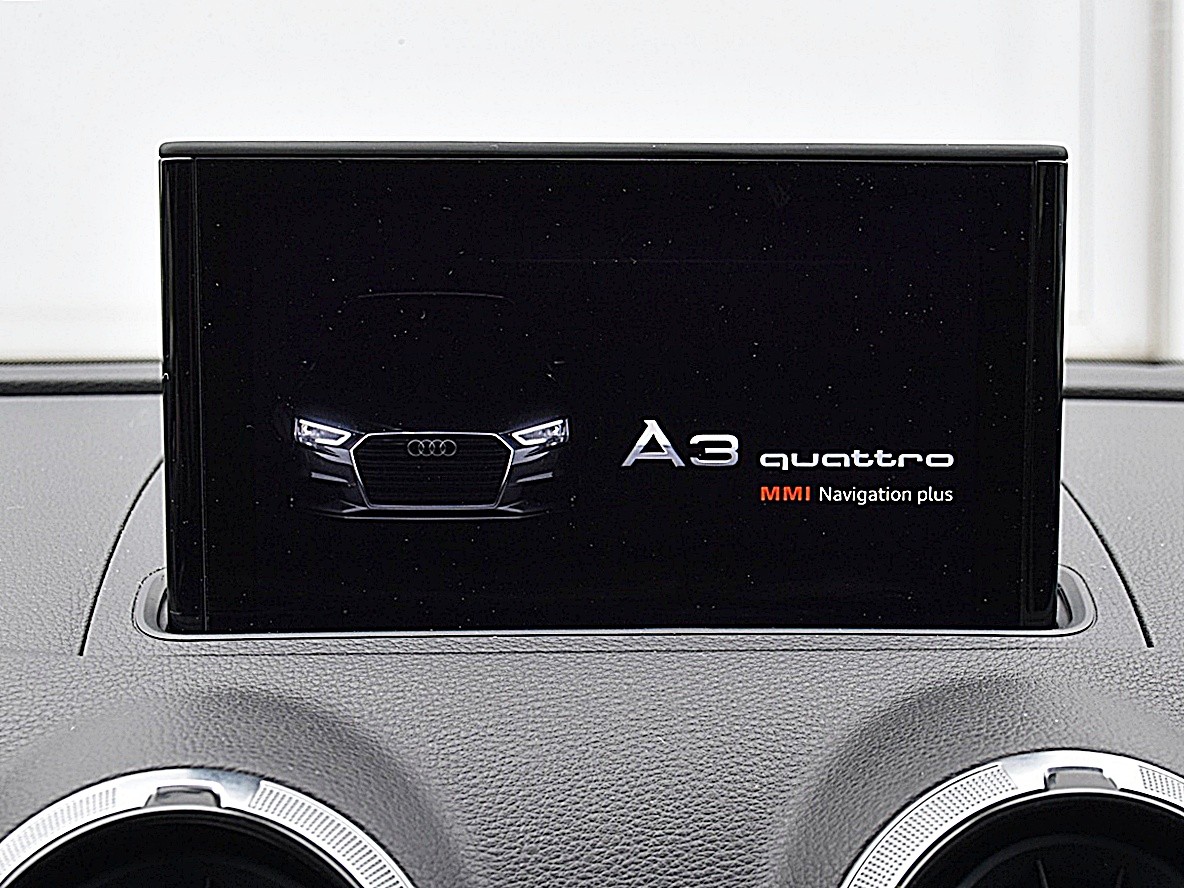 AUDI A3 Sportback 40 TFSI Sport quattro S-Line S-tronic-image-14