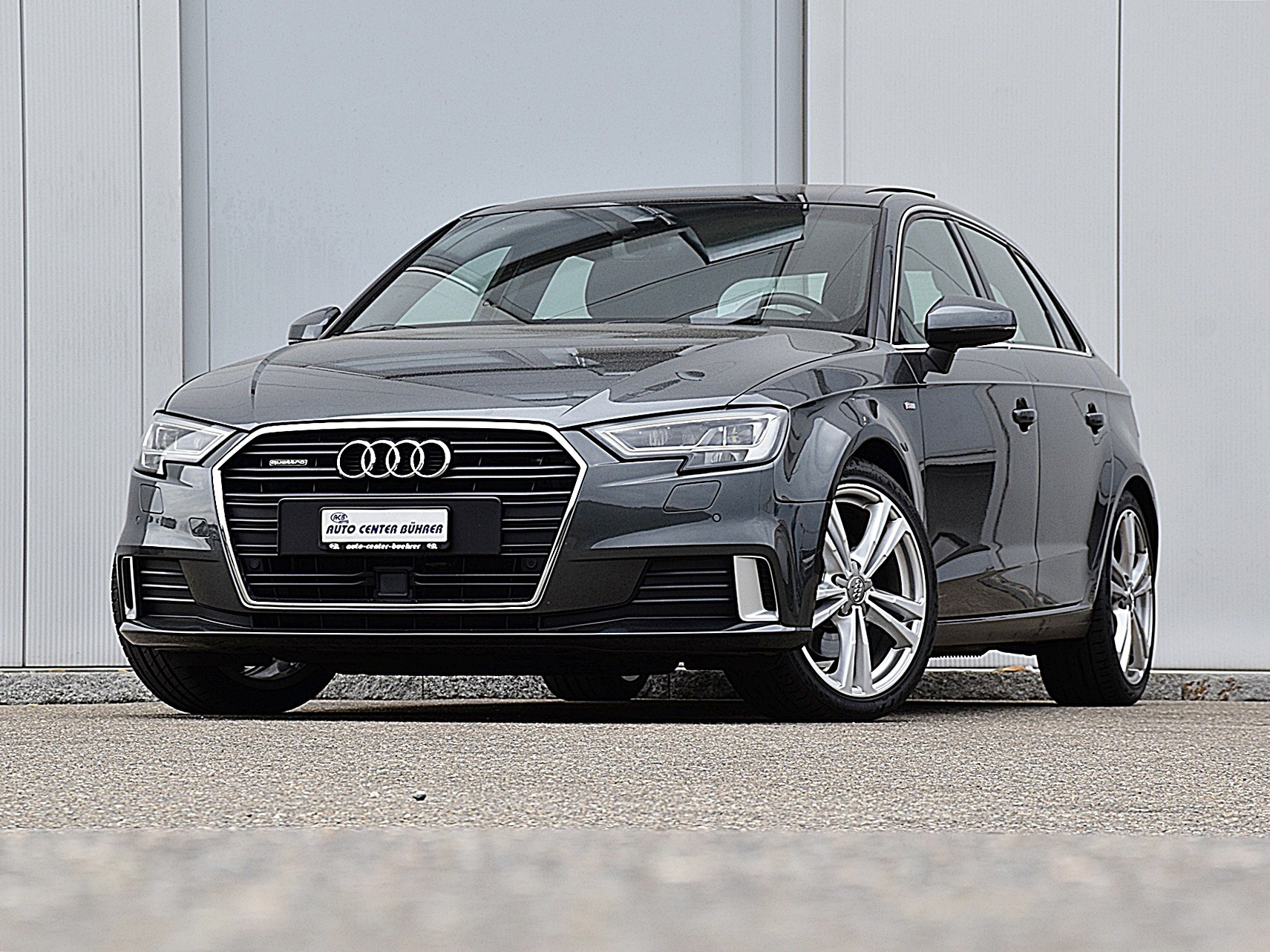 AUDI A3 Sportback 40 TFSI Sport quattro S-Line S-tronic-image-2