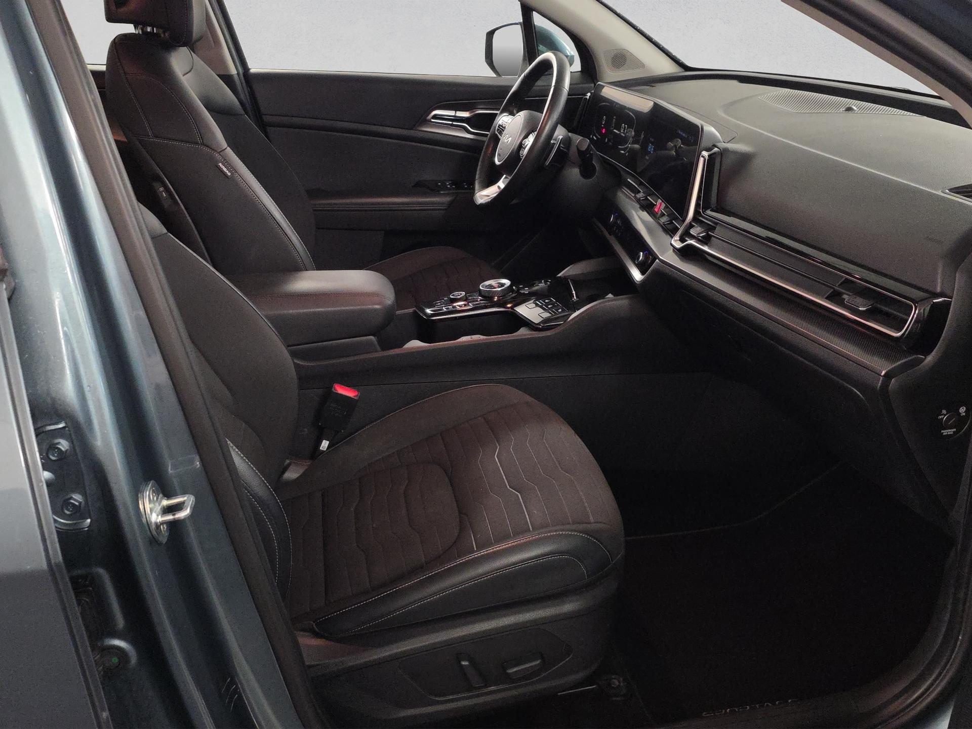 KIA Sportage 1.6T-GDi MHEV Power Edition 4x4 7DCT-image-15