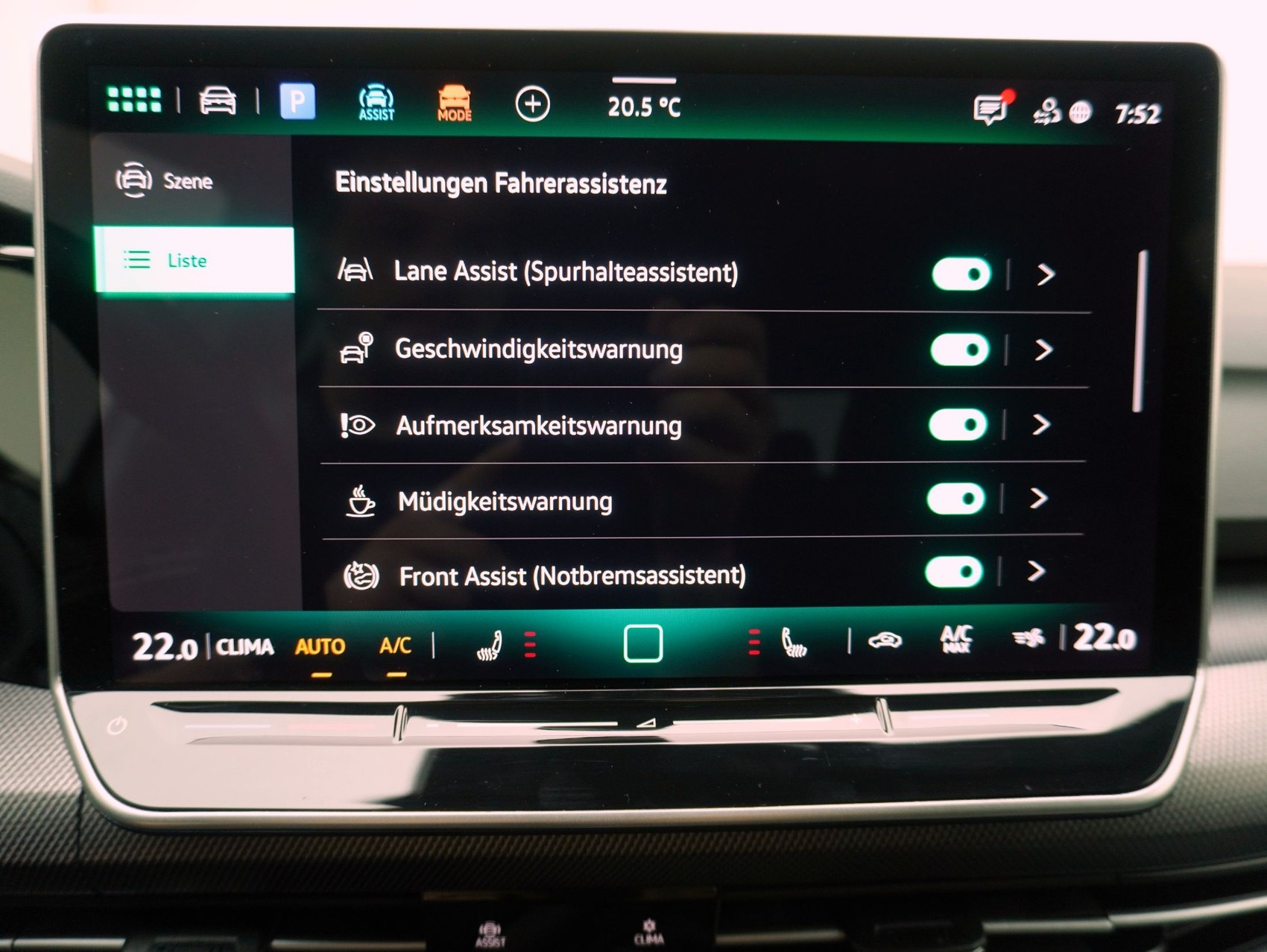 VW Golf 8.5 2.0 TSI DSG R-Line Black Style 4Motion **VW Werksgarantie bis 12/2030**-image-25
