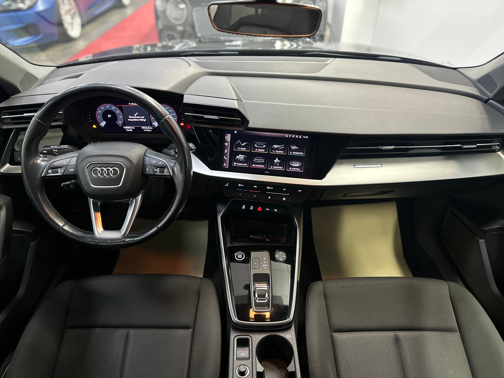 AUDI A3 Sportback 35 TFSI S line Attraction S-tronic-image-10