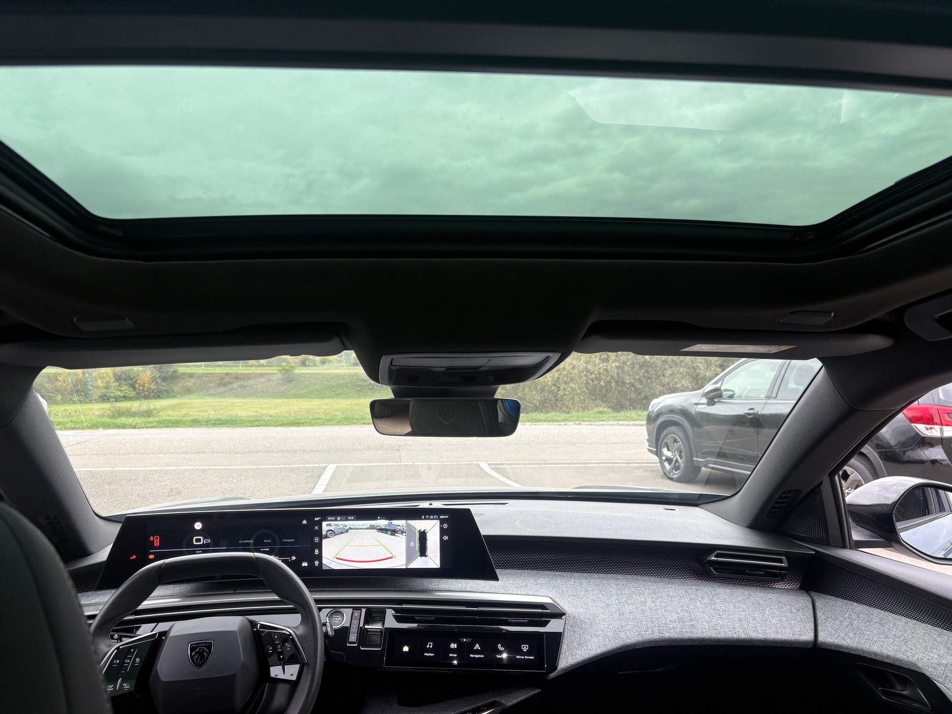 PEUGEOT 5008 1.2 Hybrid GT-image-9
