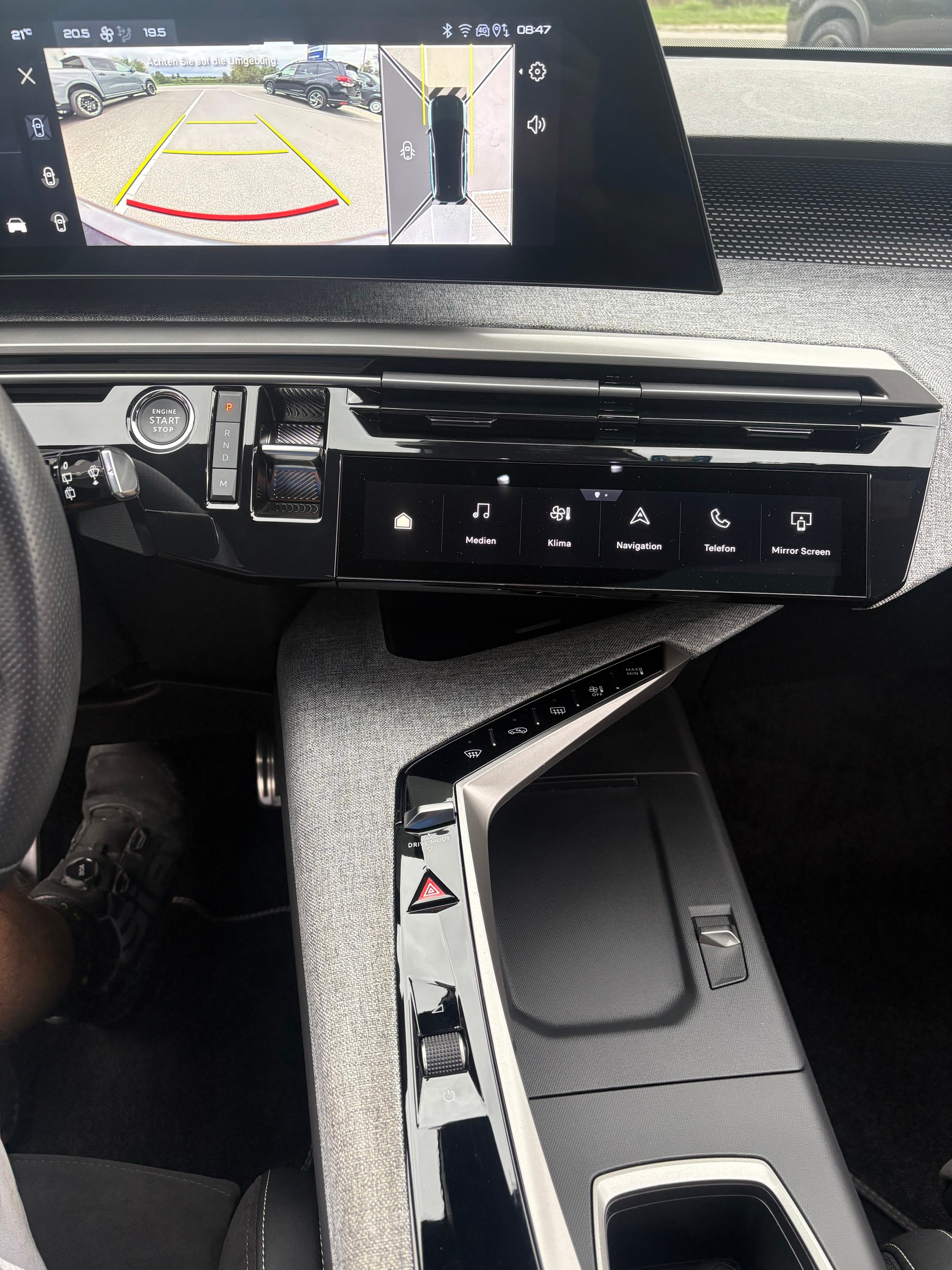 PEUGEOT 5008 1.2 Hybrid GT-image-13