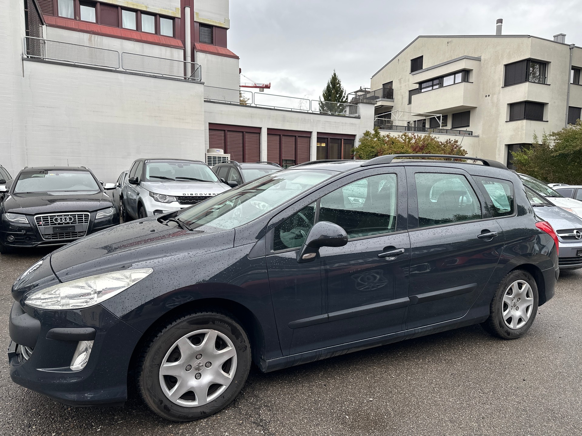 PEUGEOT 308 SW 1.6 HDI Trendy-image-3