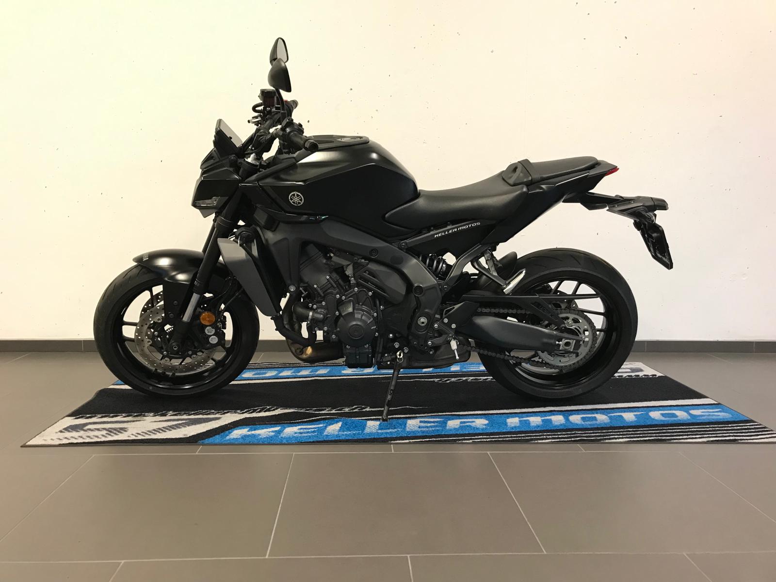YAMAHA MT-09 Y-AMT (35kW)-showroom-element-1