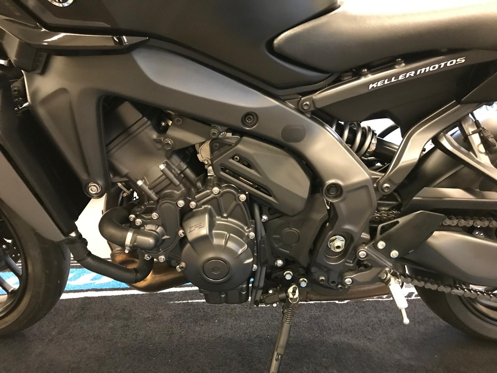 YAMAHA MT-09 Y-AMT (35kW)-image-7