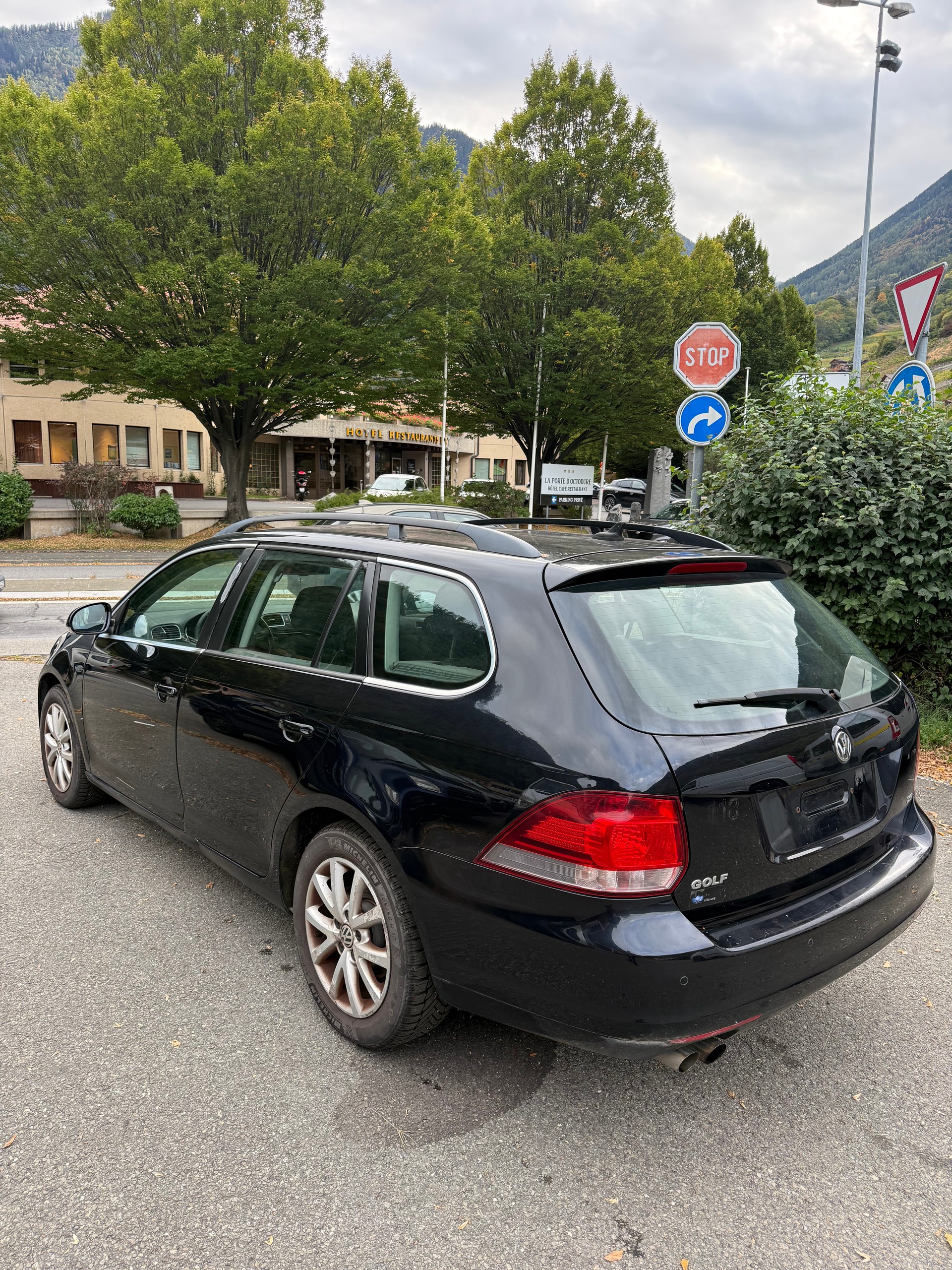 VW Golf Variant 1.4 TSI Team-image-5