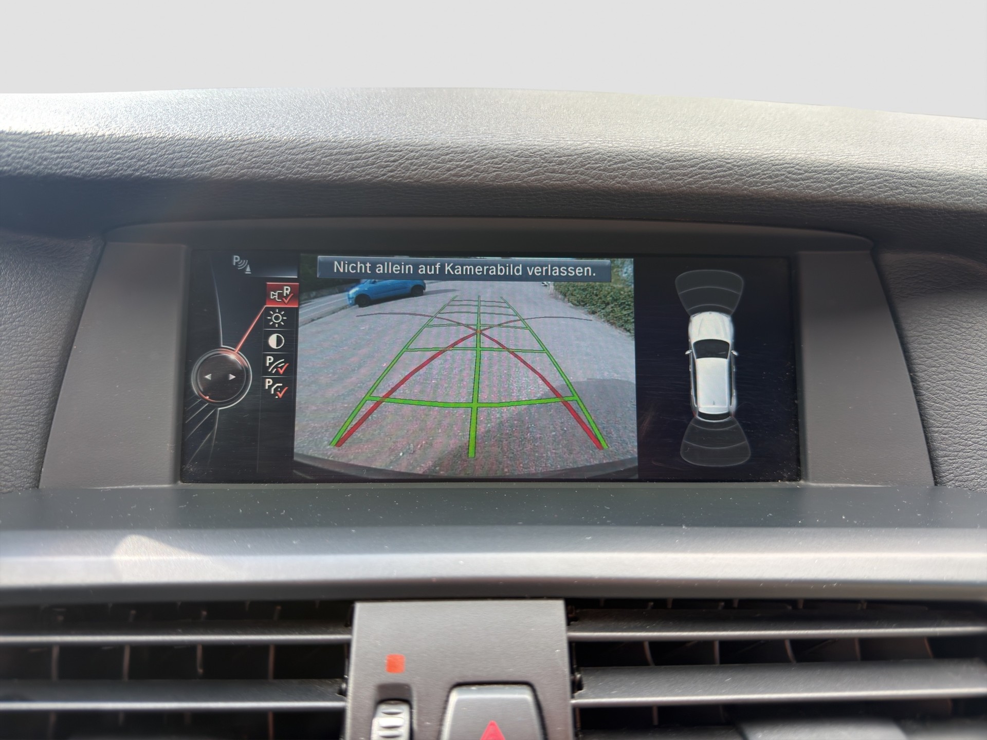 BMW X3 xDrive 28i Steptronic-image-14