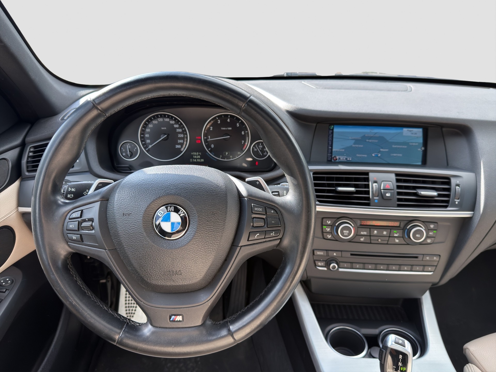 BMW X3 xDrive 28i Steptronic-image-12