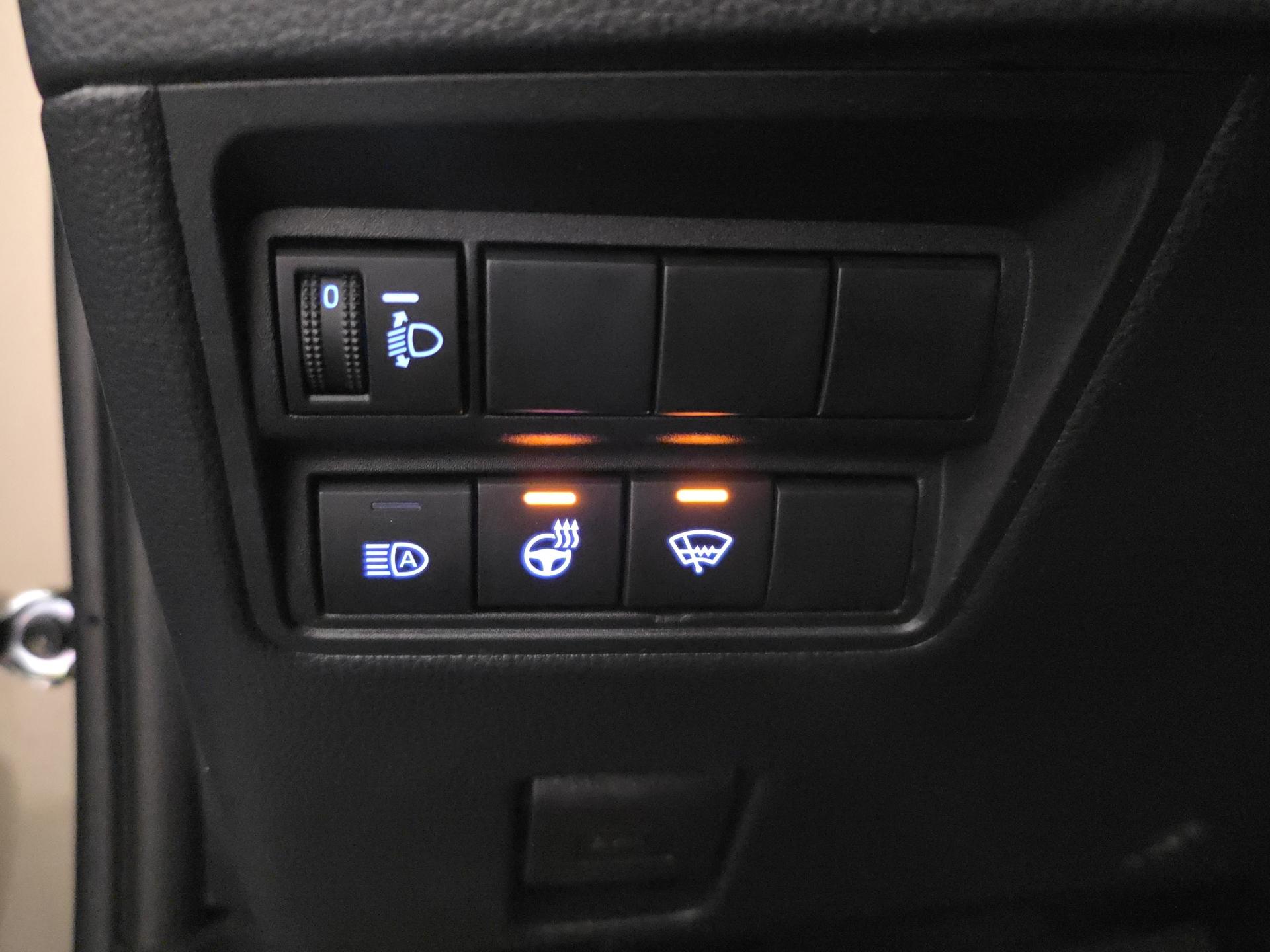 TOYOTA Yaris Cross 1.5 Trend e-CVT AWDi-image-19