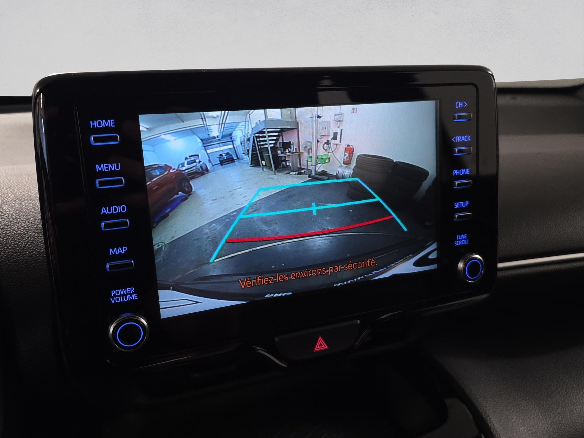 TOYOTA Yaris Cross 1.5 Trend e-CVT AWDi-image-12