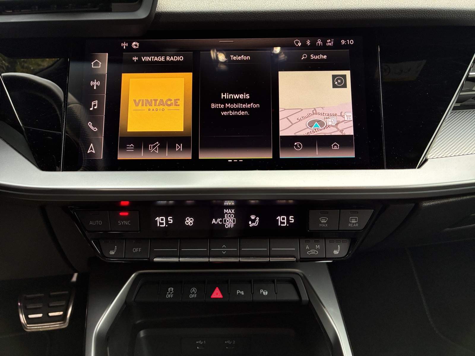 AUDI A3 Sportback 35 TFSI S line Attraction S-tronic-image-10